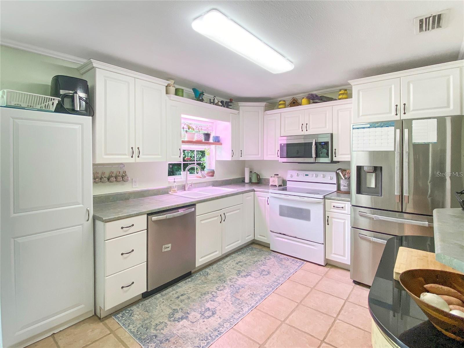 228 SE OAK HILL ST, LAKE CITY, FL, 32025