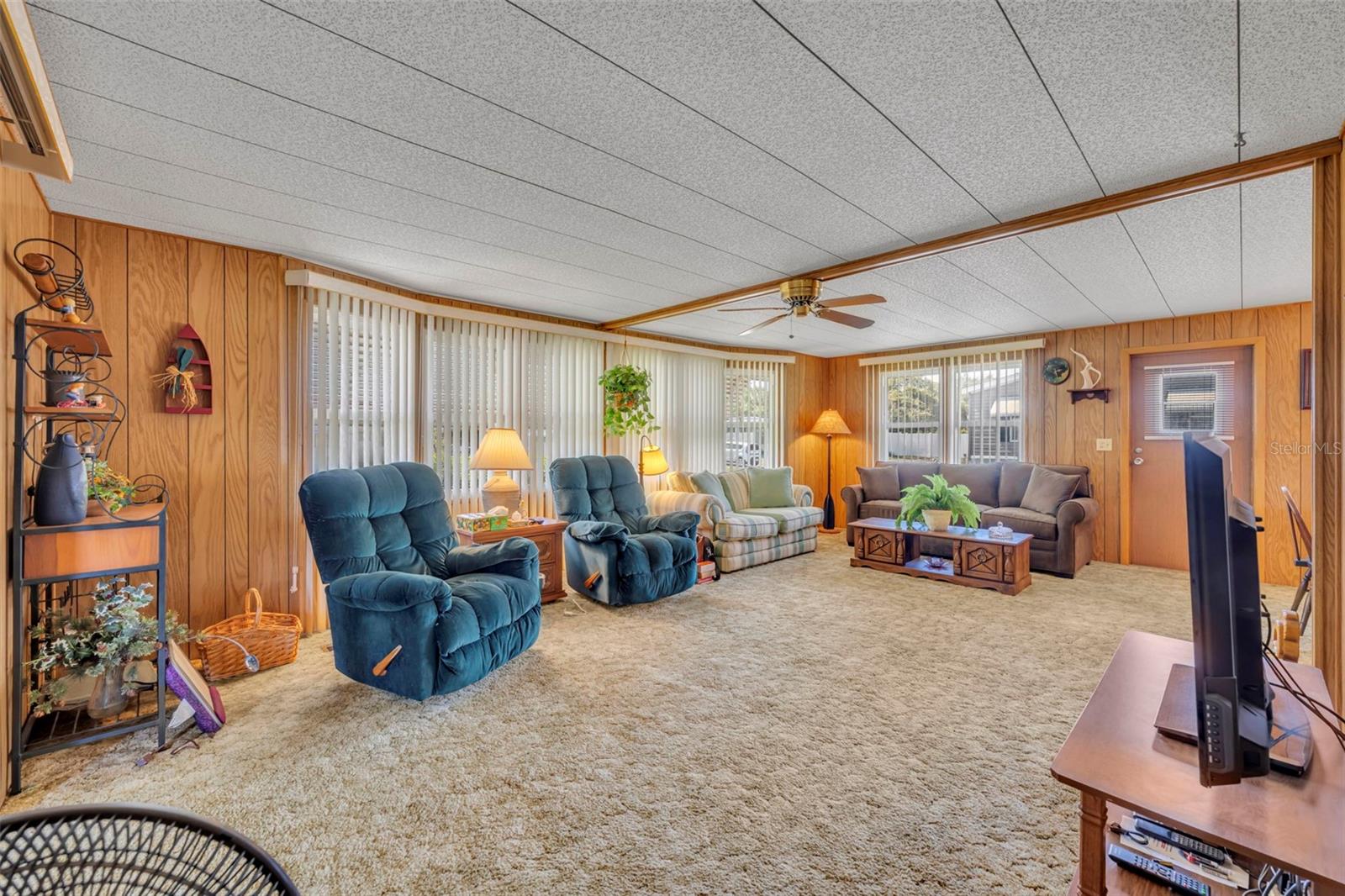 270 PALAI AVE, LEESBURG, FL, 34788