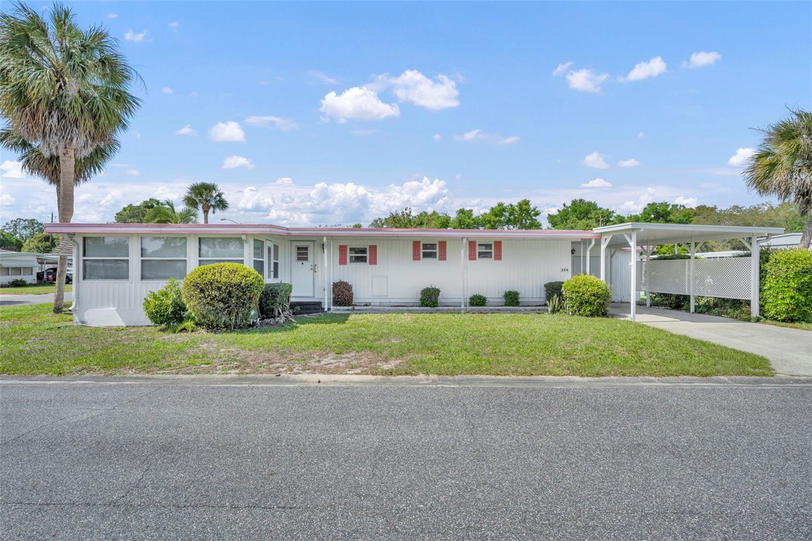 270 PALAI AVE, LEESBURG, FL, 34788