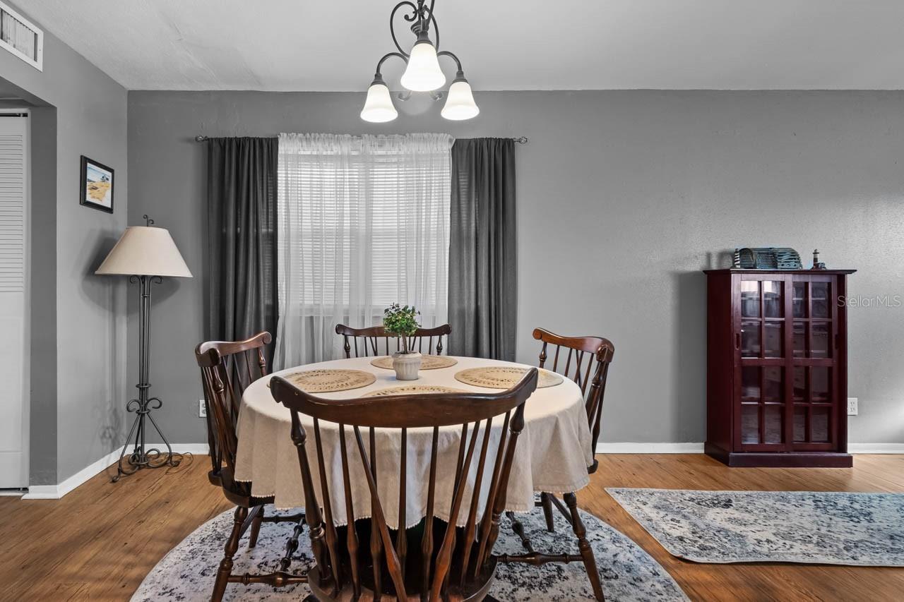 1802 BEDFORD TER #182, SUN CITY CENTER, FL, 33573