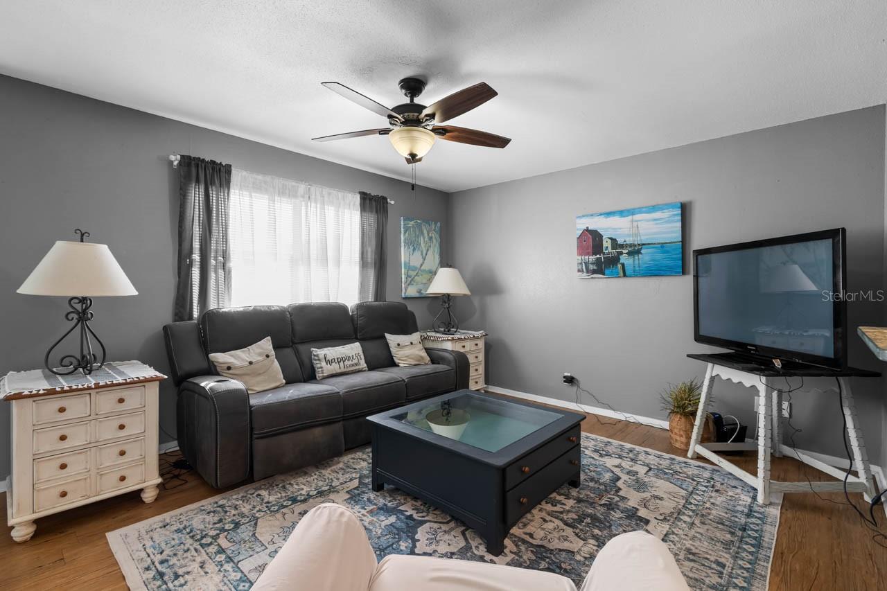 1802 BEDFORD TER #182, SUN CITY CENTER, FL, 33573