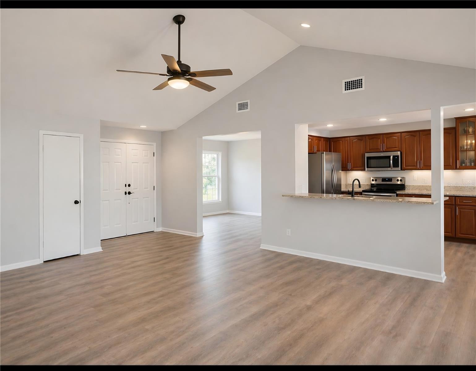 16007 PENNINGTON RD, TAMPA, FL, 33624