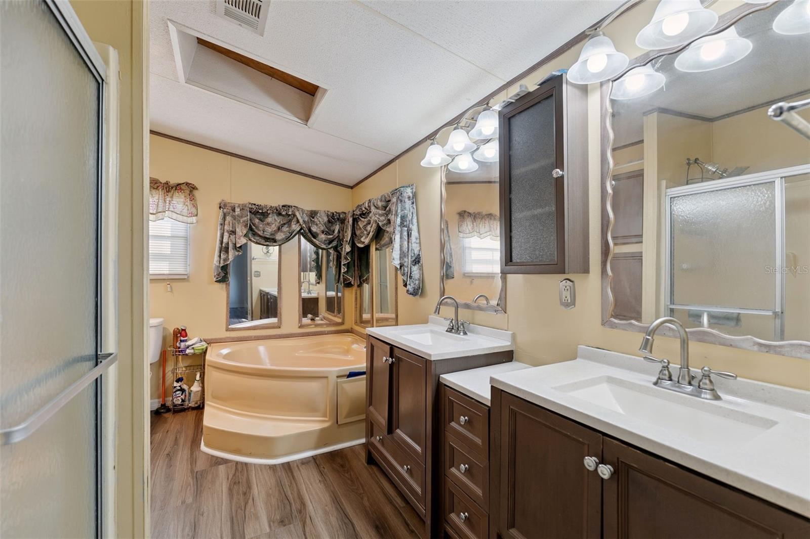 33601 TAMMY LN, WESLEY CHAPEL, FL, 33543