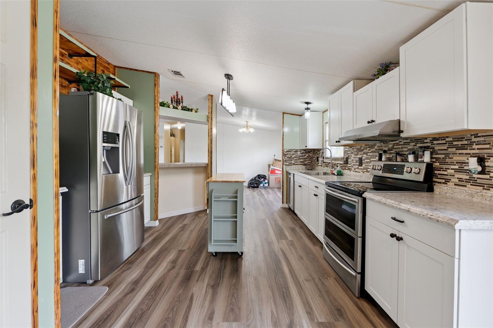 33601 TAMMY LN, WESLEY CHAPEL, FL, 33543