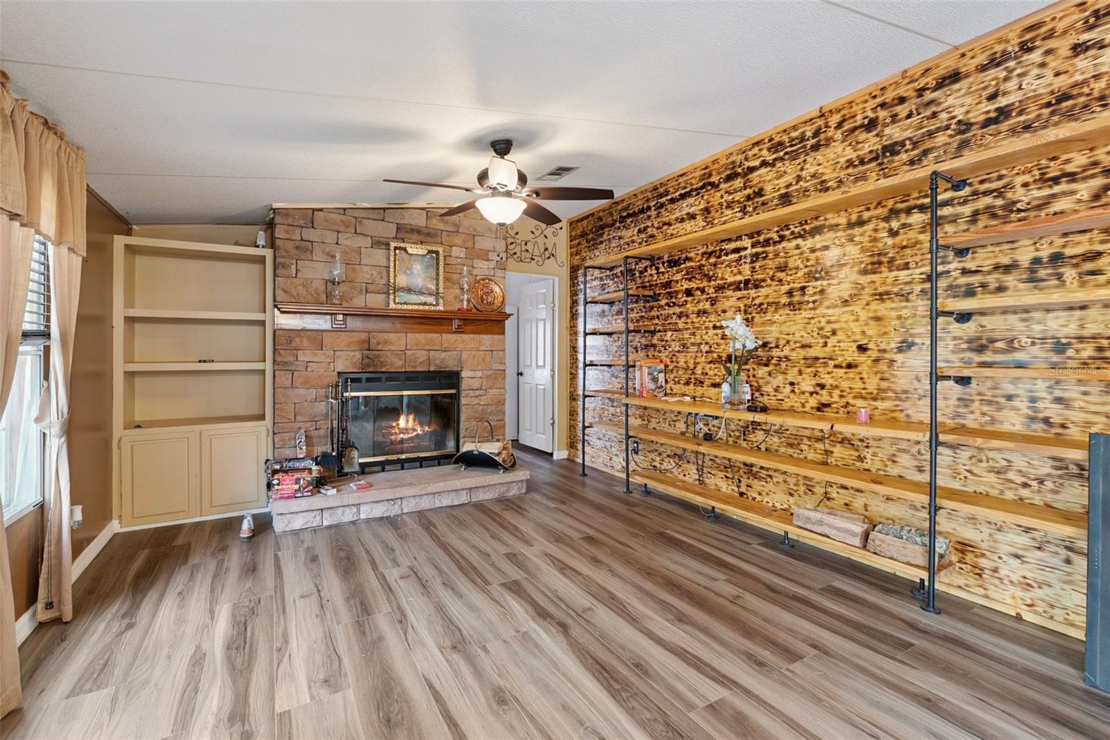 33601 TAMMY LN, WESLEY CHAPEL, FL, 33543