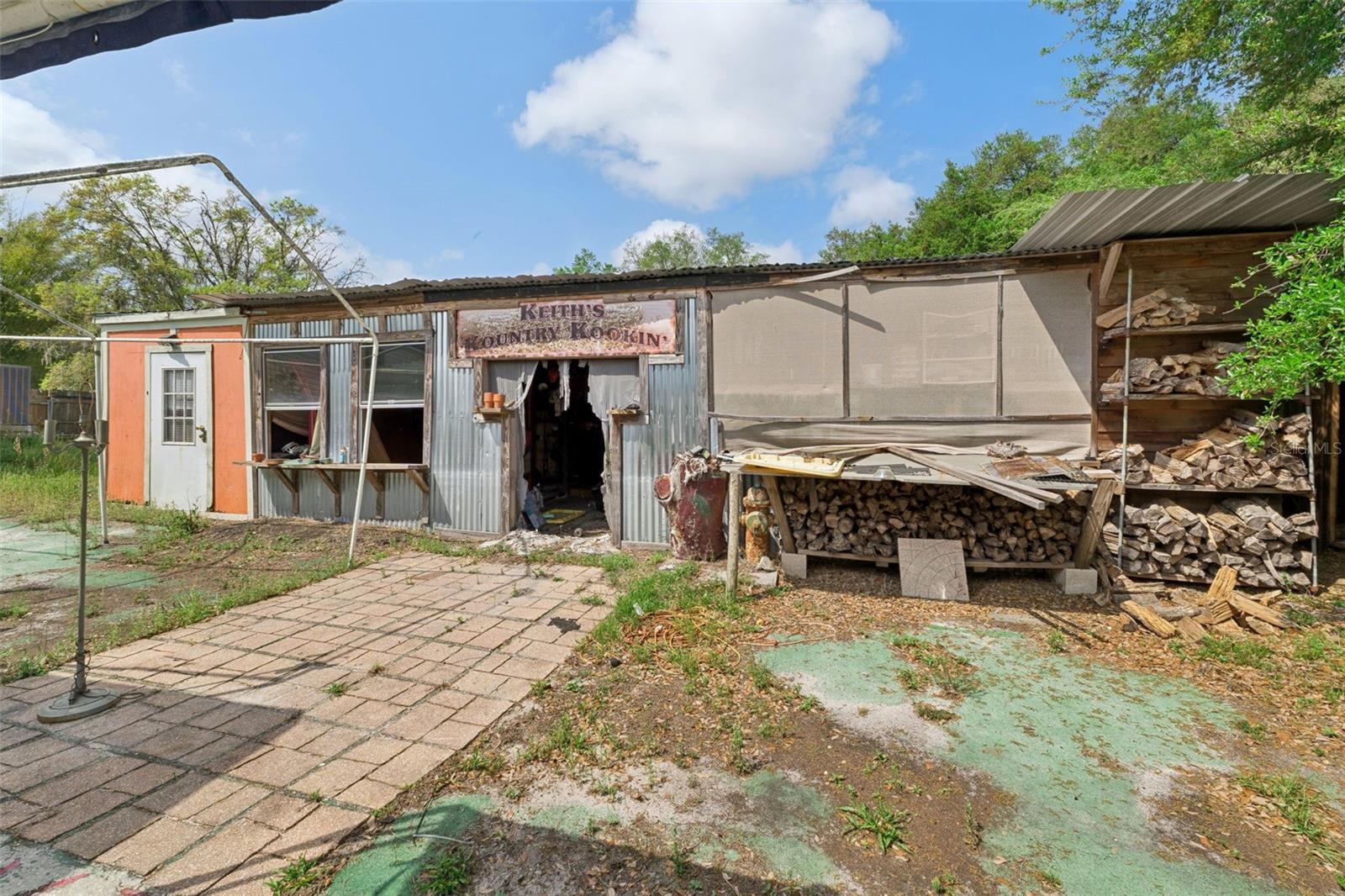 33601 TAMMY LN, WESLEY CHAPEL, FL, 33543