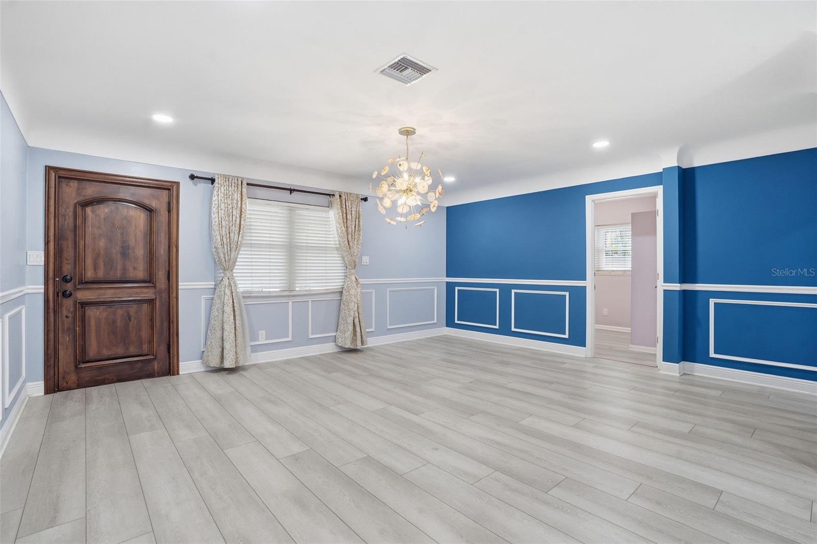 2121 PARK ST N, ST PETERSBURG, FL, 33710