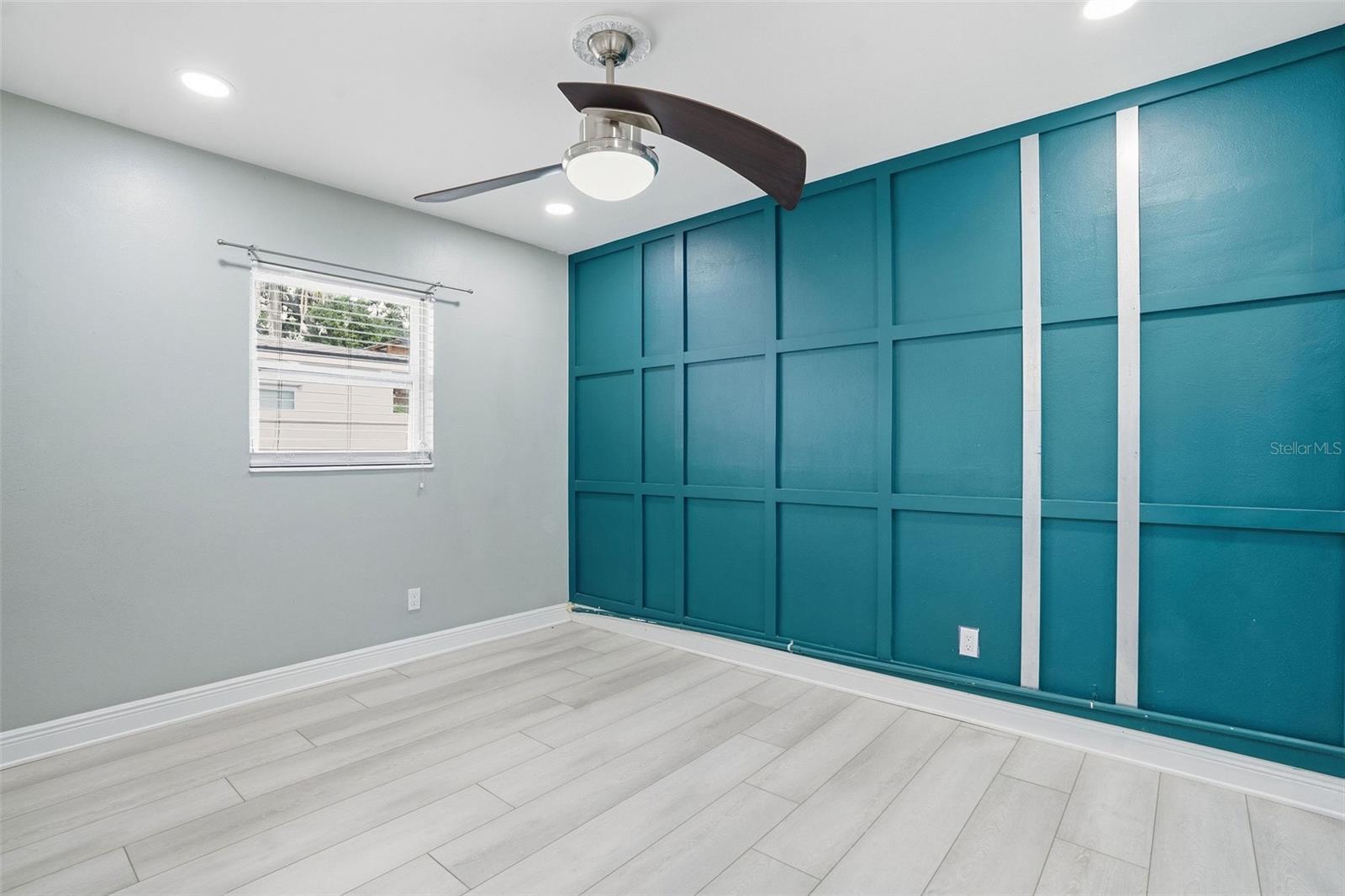 2121 PARK ST N, ST PETERSBURG, FL, 33710