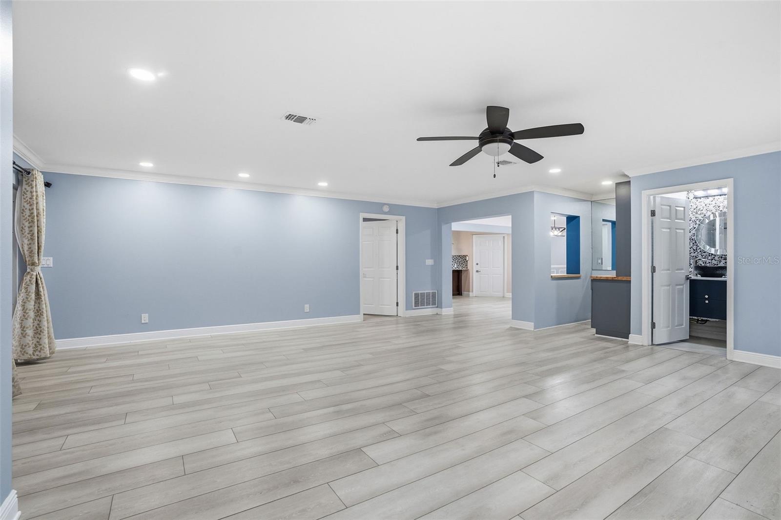 2121 PARK ST N, ST PETERSBURG, FL, 33710