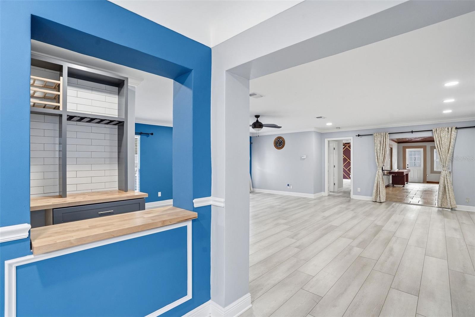 2121 PARK ST N, ST PETERSBURG, FL, 33710