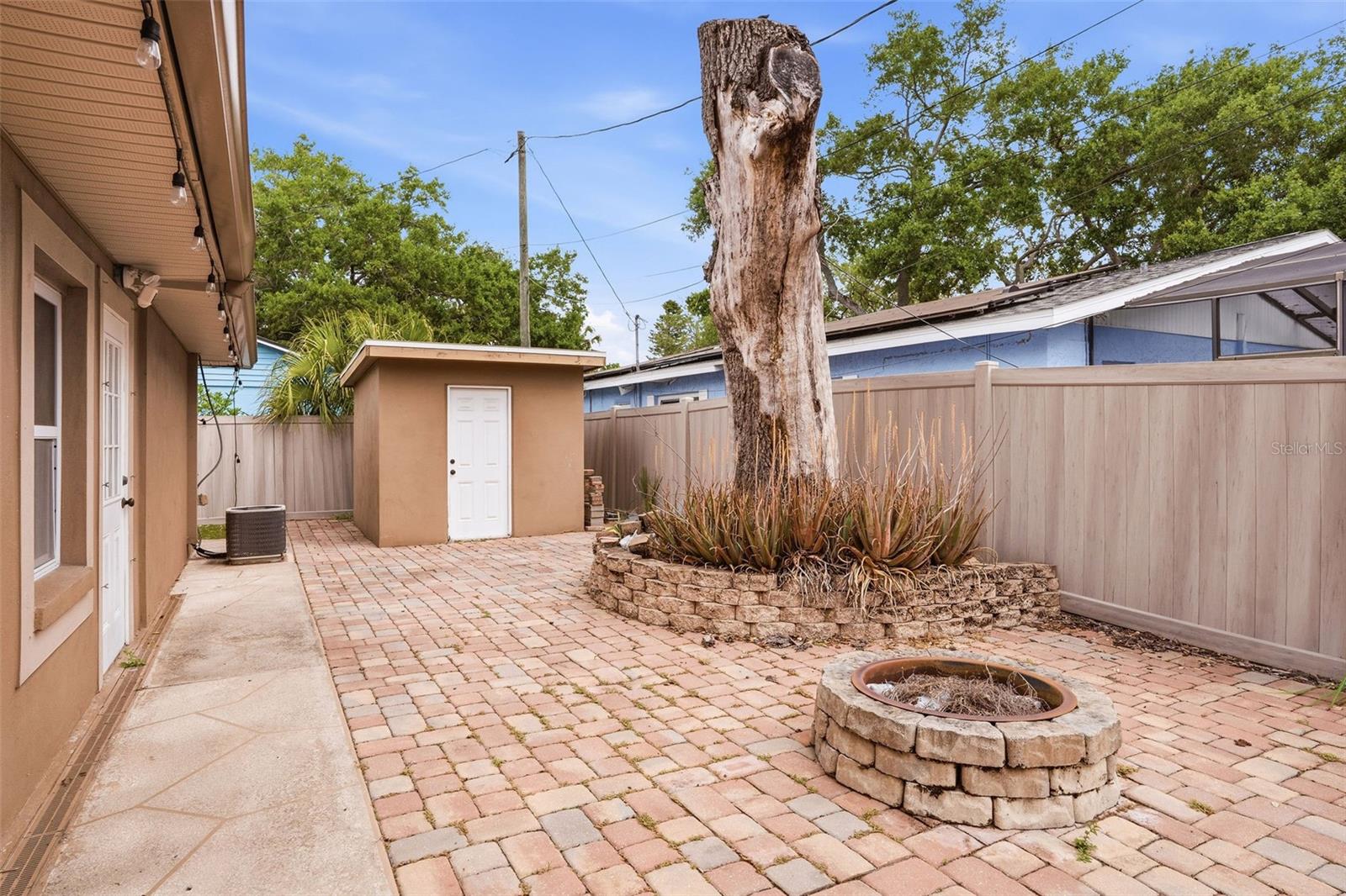 2121 PARK ST N, ST PETERSBURG, FL, 33710