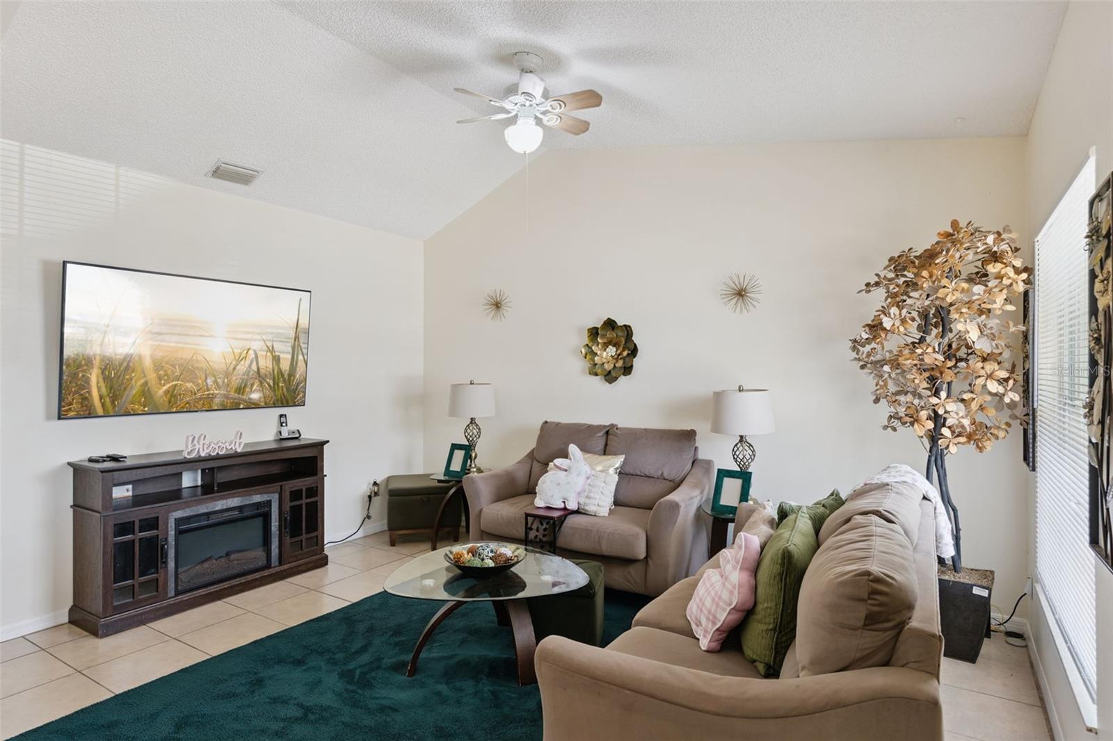 220 RIDGECREST LOOP, MINNEOLA, FL, 34715