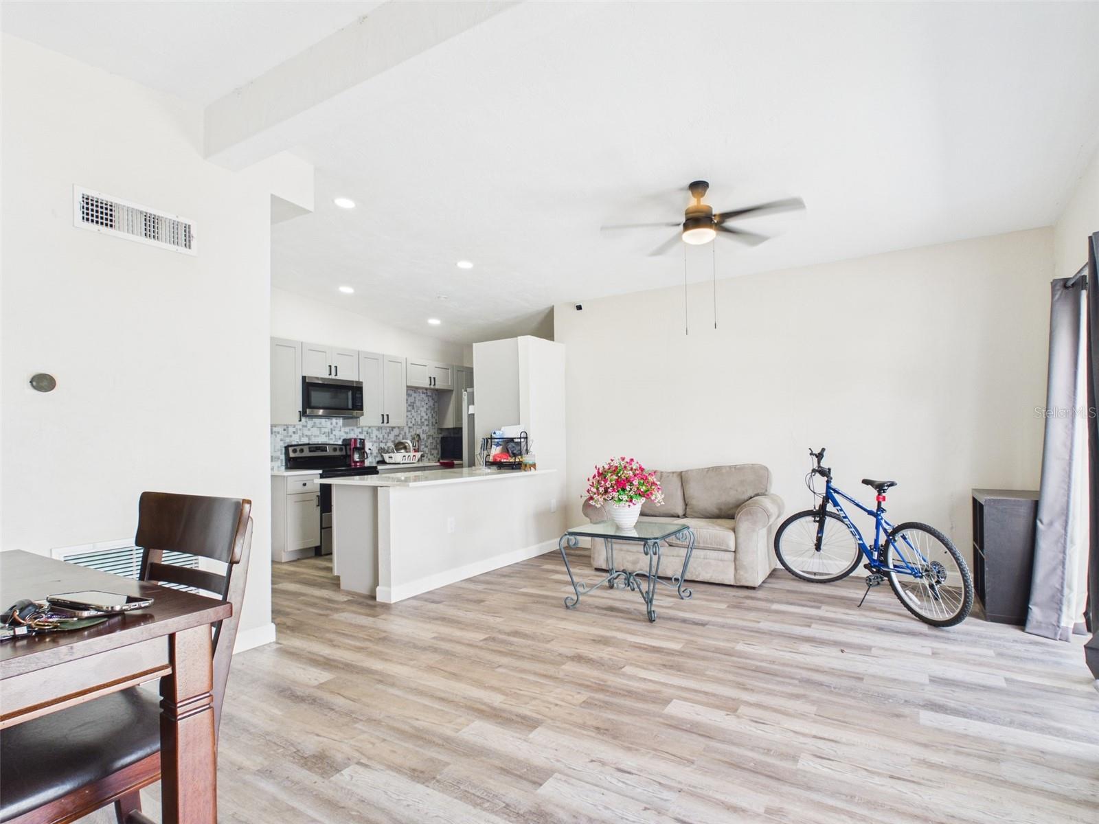 22040 FELTON AVE, PORT CHARLOTTE, FL, 33952