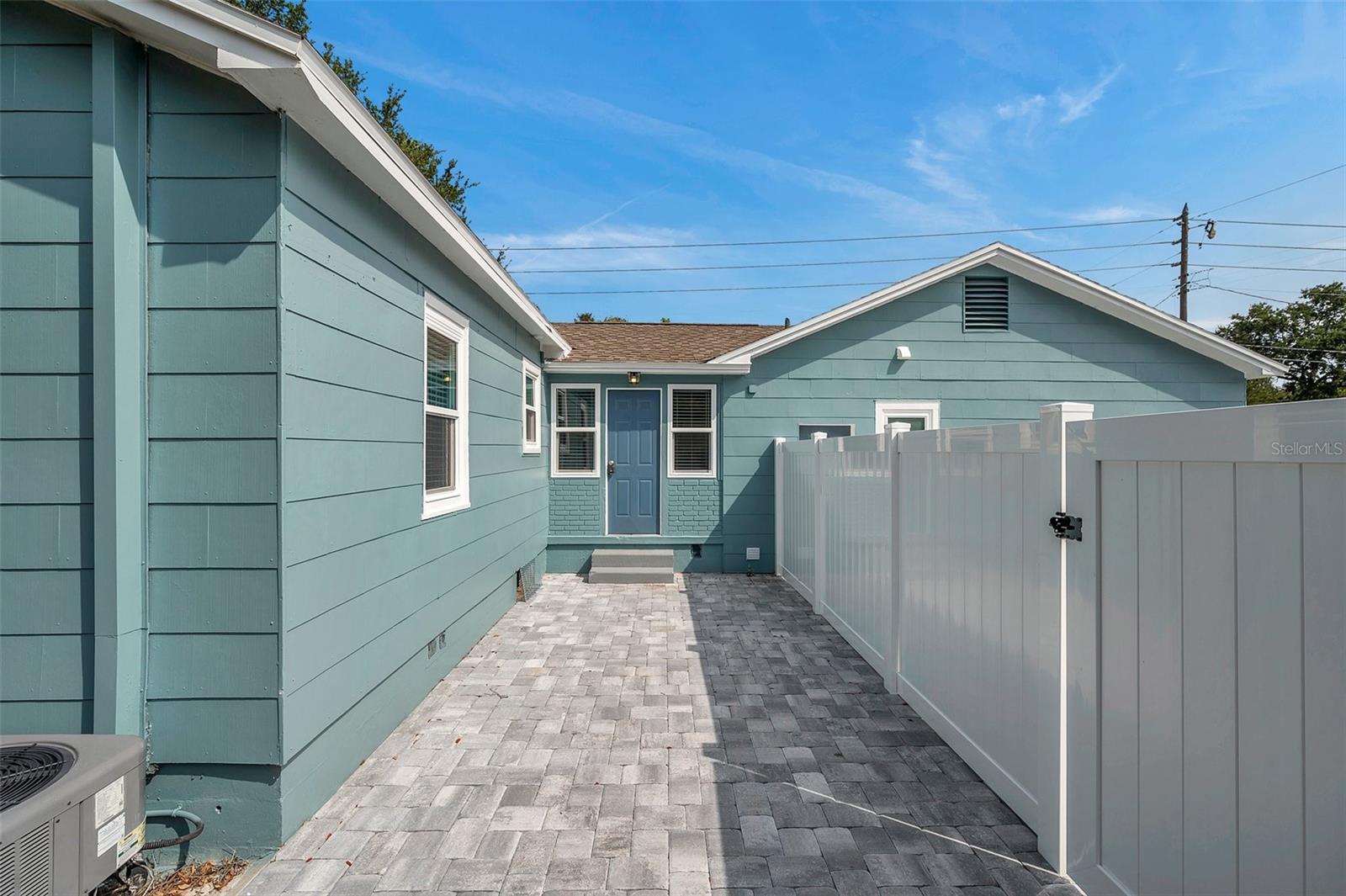 4000 10TH AVE N, ST PETERSBURG, FL, 33713