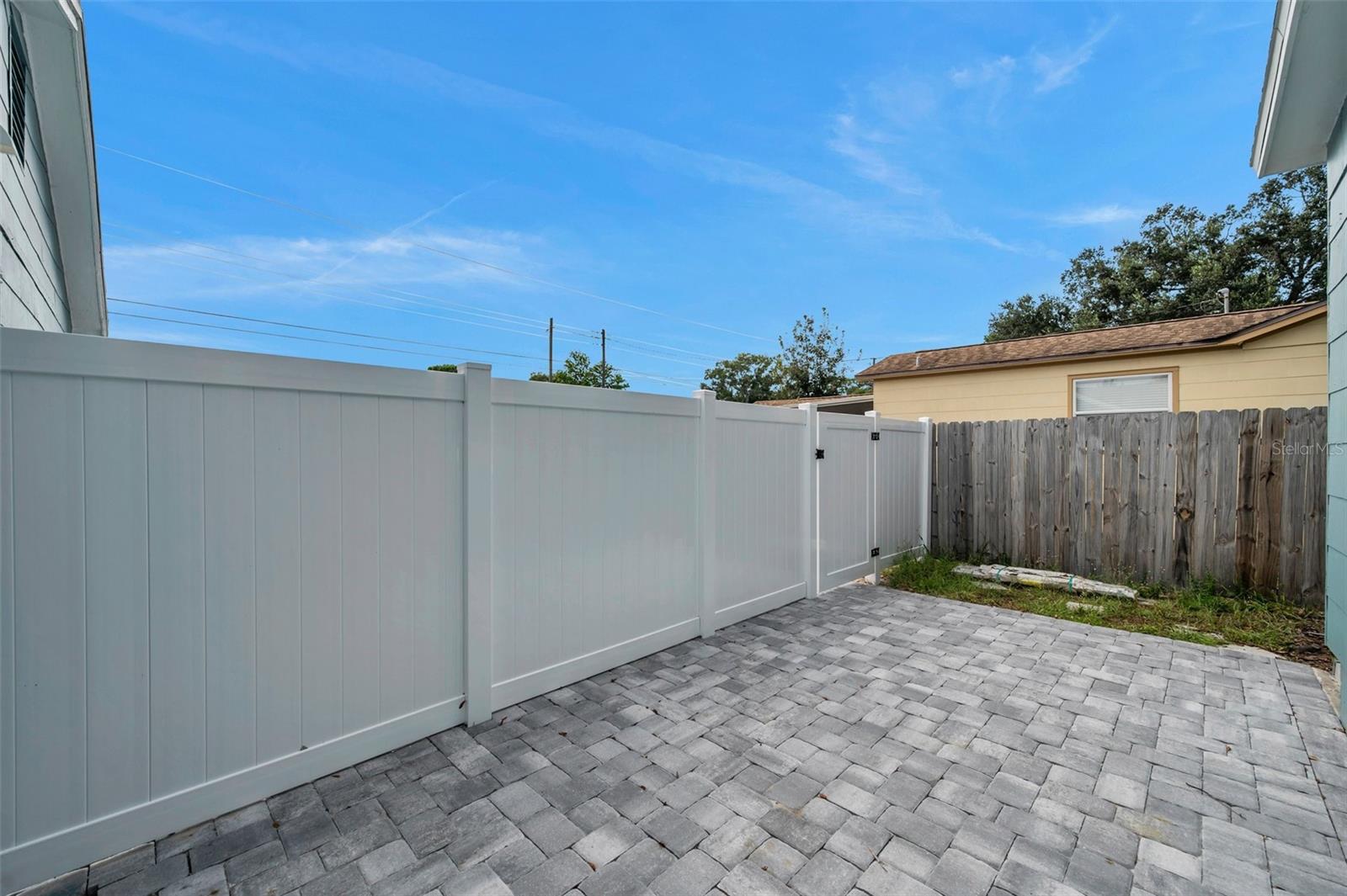 4000 10TH AVE N, ST PETERSBURG, FL, 33713