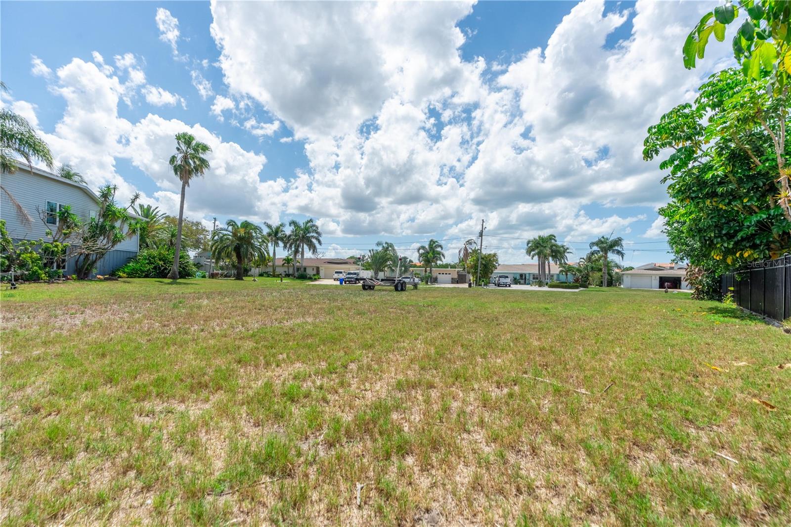 1121 S FLORIDA AVE, TARPON SPRINGS, FL, 34689