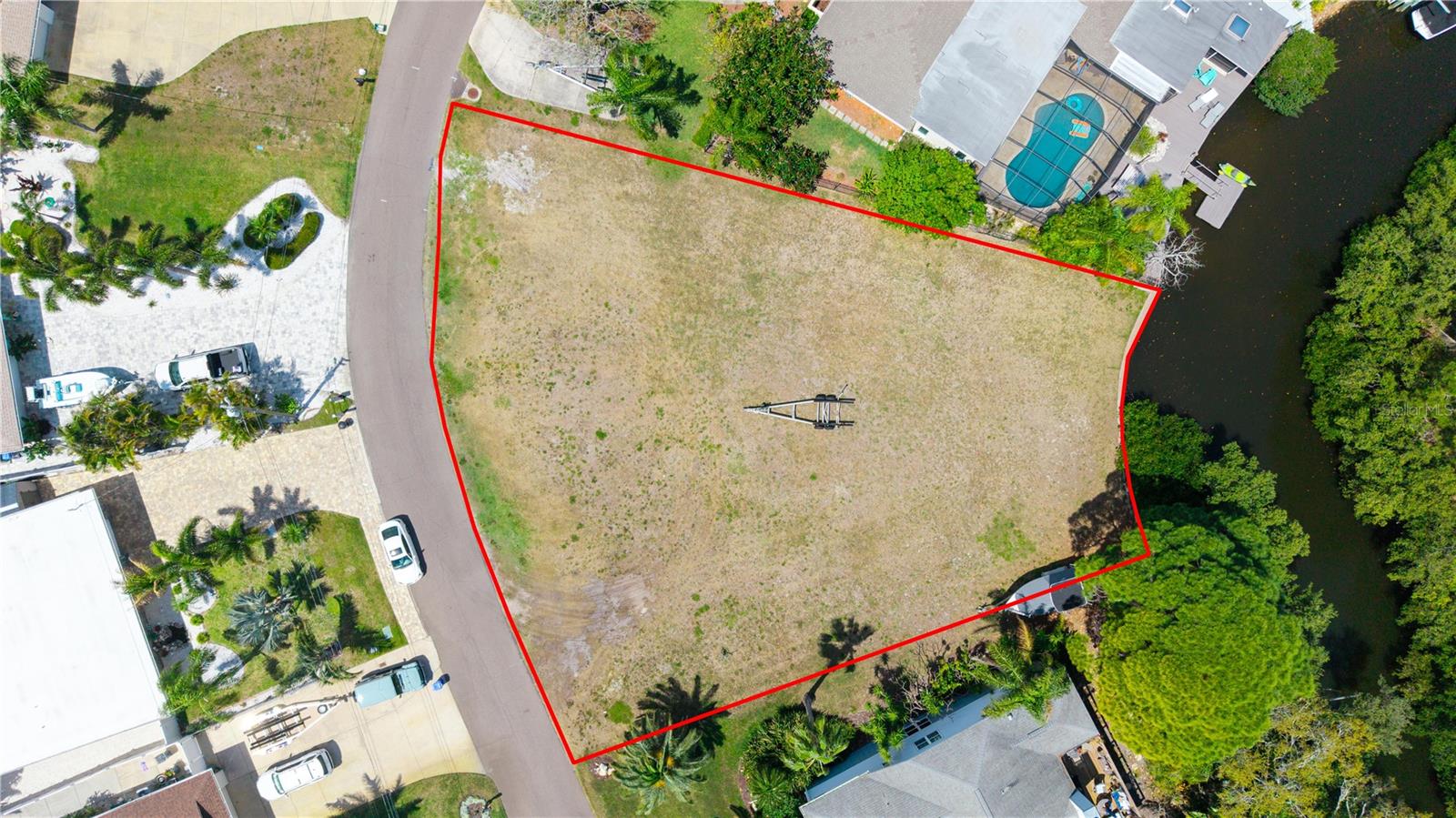1121 S FLORIDA AVE, TARPON SPRINGS, FL, 34689