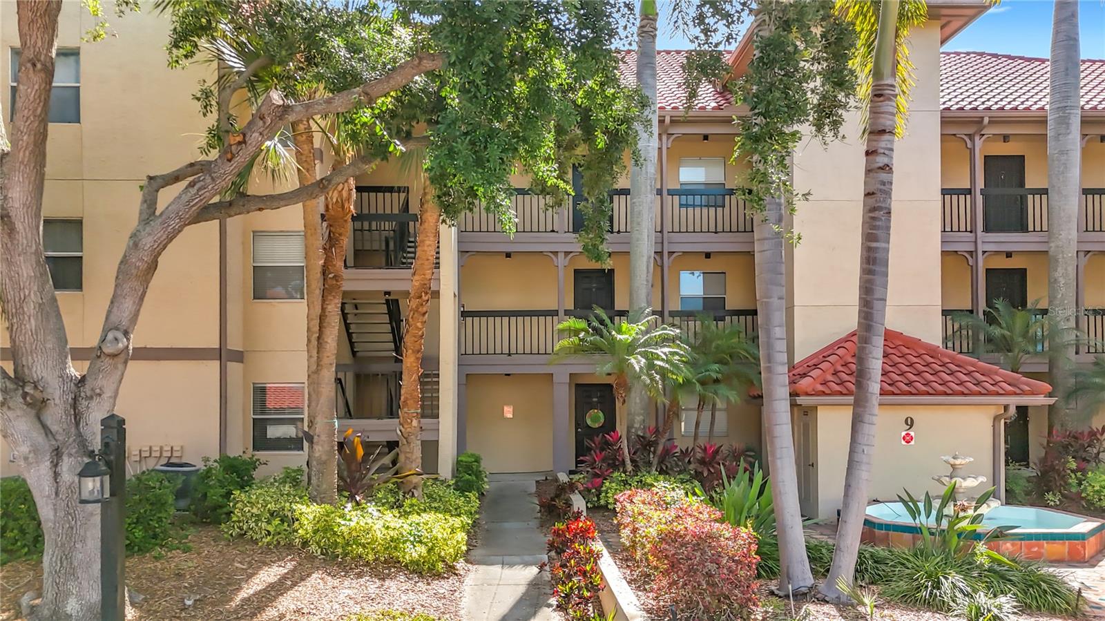 2400 FEATHER SOUND DR #933, CLEARWATER, FL, 33762