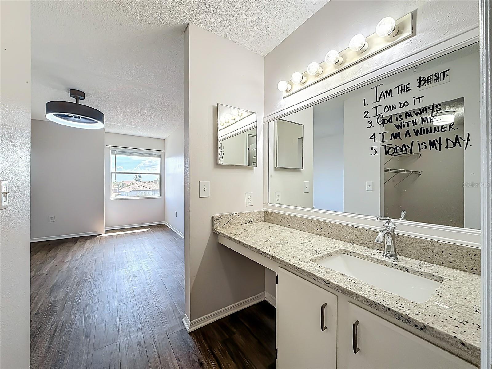 2400 FEATHER SOUND DR #933, CLEARWATER, FL, 33762