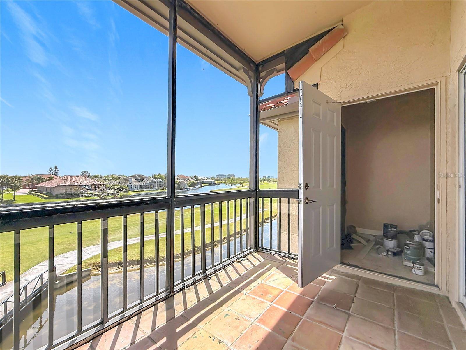 2400 FEATHER SOUND DR #933, CLEARWATER, FL, 33762