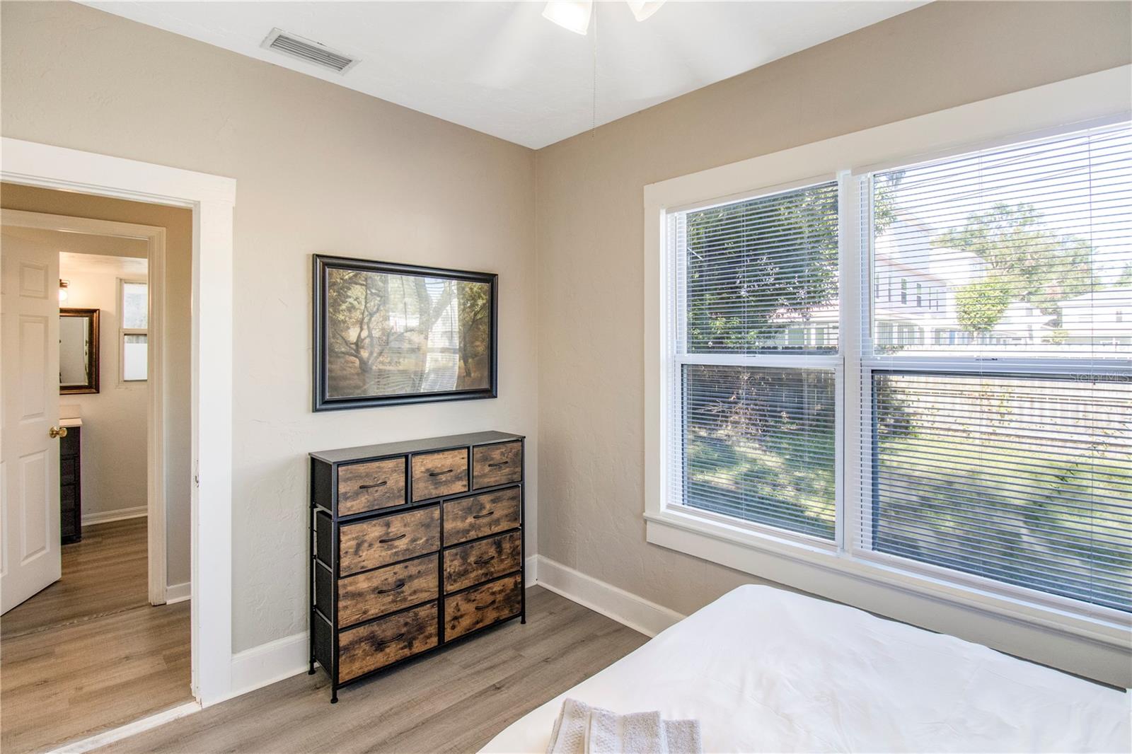 702 NW 2ND AVE, GAINESVILLE, FL, 32601