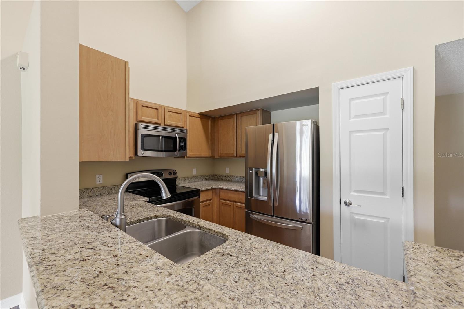 10000 SW 52ND AVE #B6, GAINESVILLE, FL, 32608
