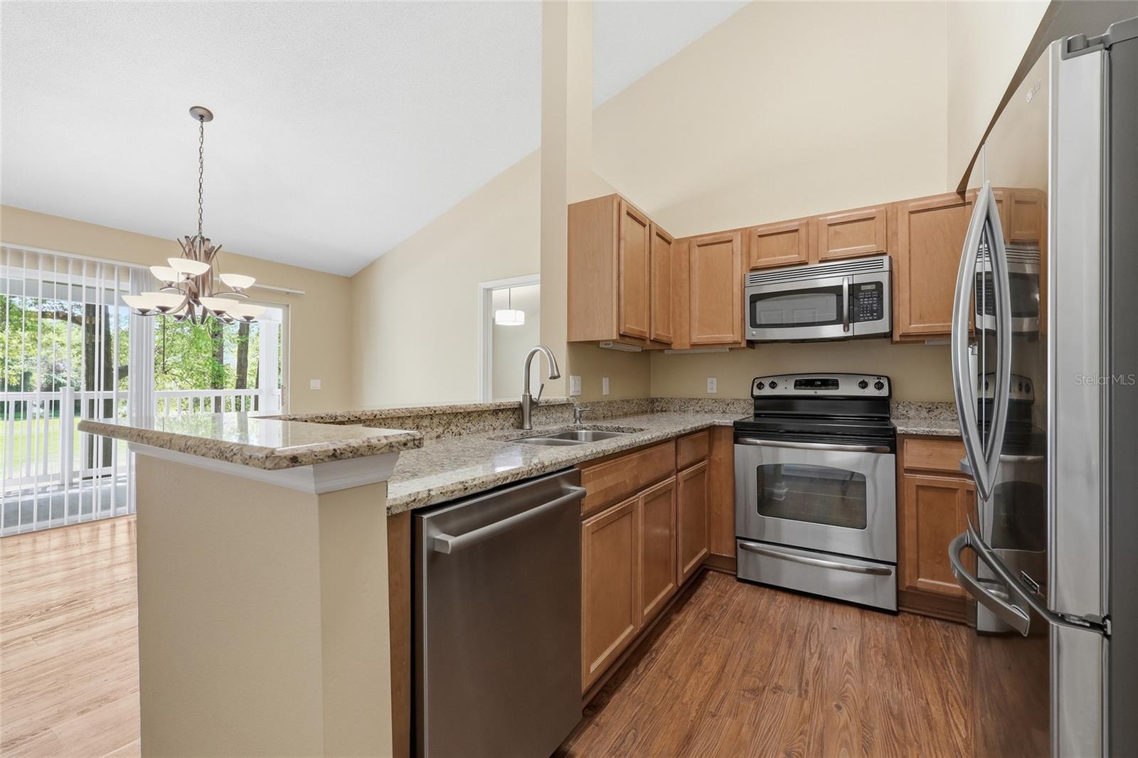 10000 SW 52ND AVE #B6, GAINESVILLE, FL, 32608