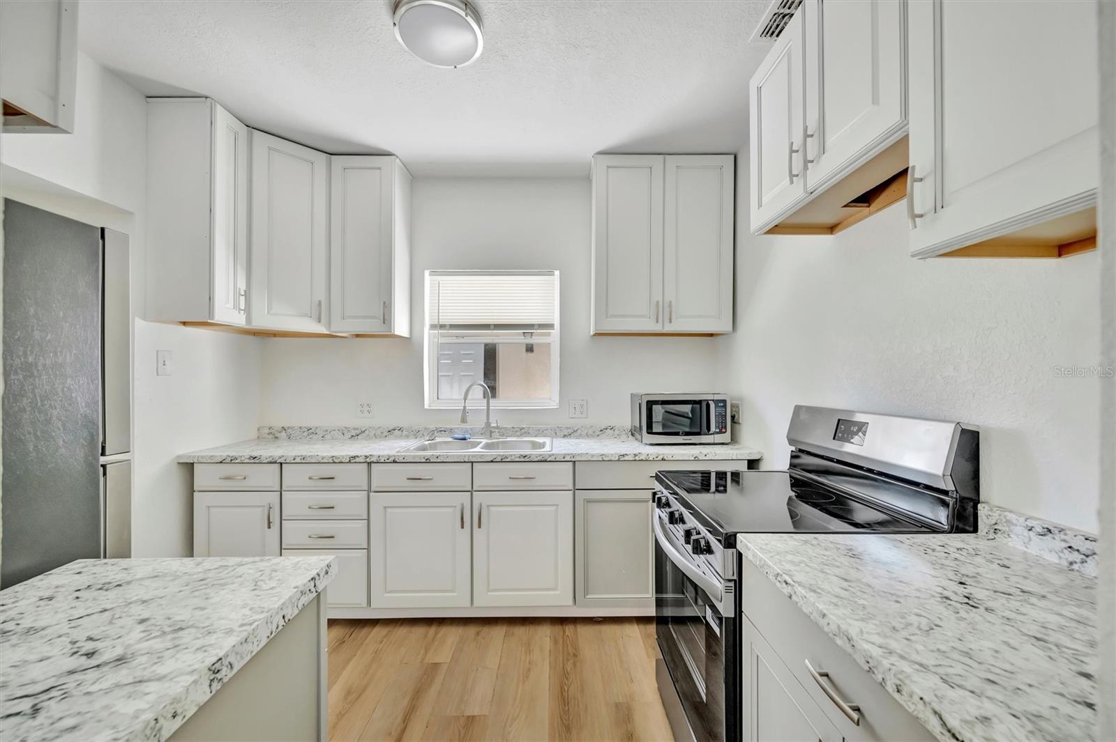 6348 7TH AVE N, ST PETERSBURG, FL, 33710