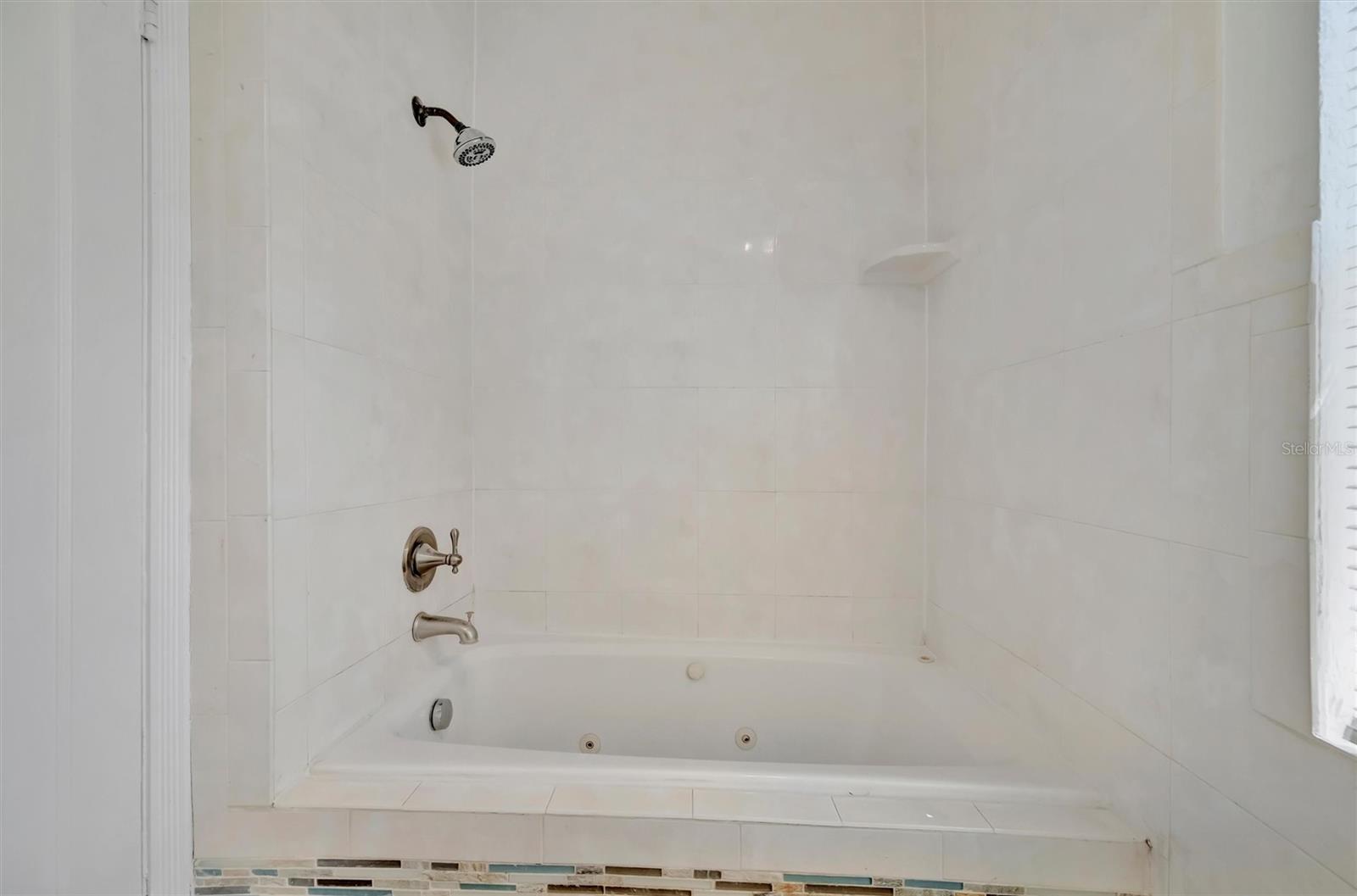 6348 7TH AVE N, ST PETERSBURG, FL, 33710