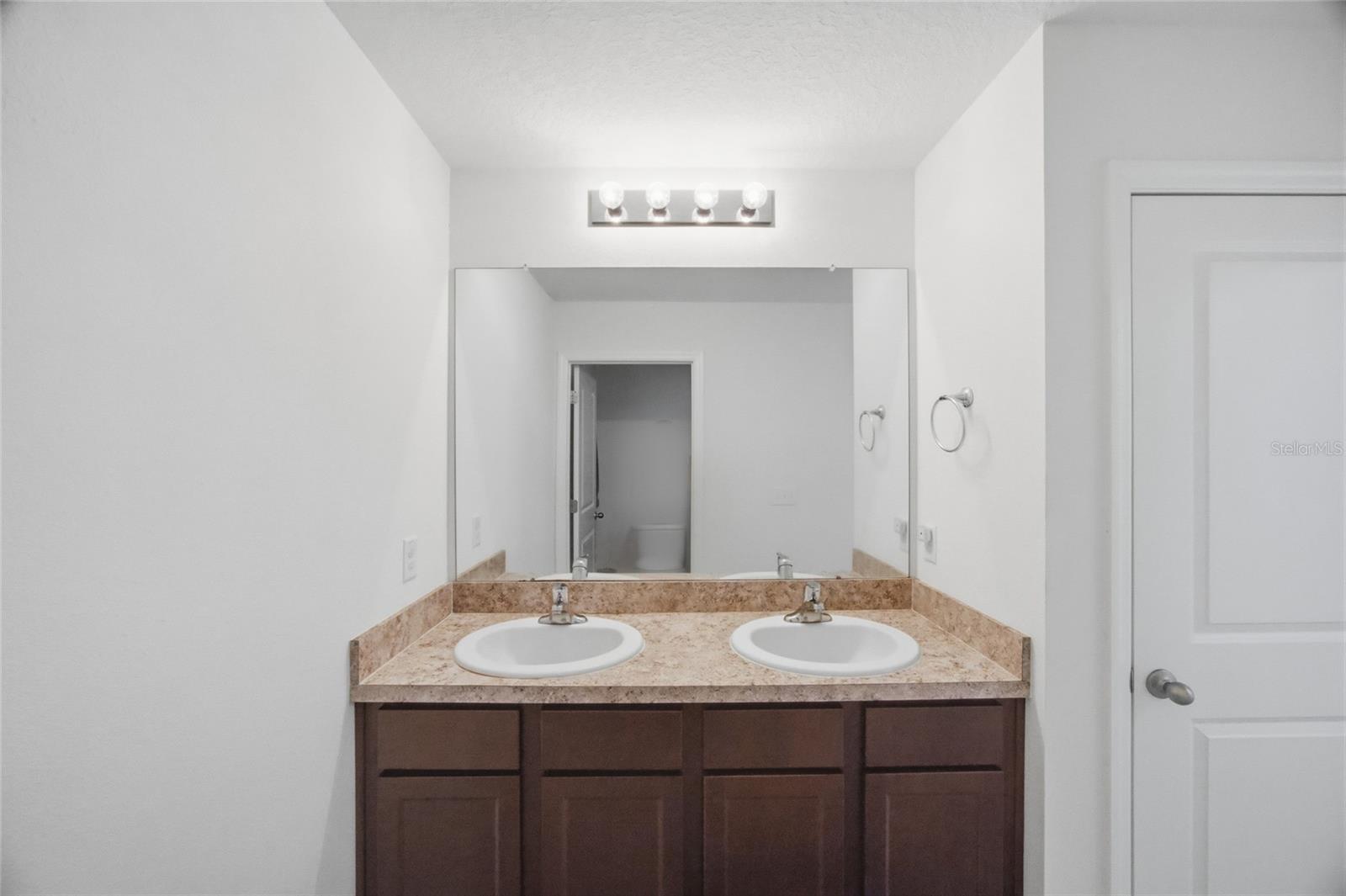 15417 IBIS FALL PL, SUN CITY CENTER, FL, 33573