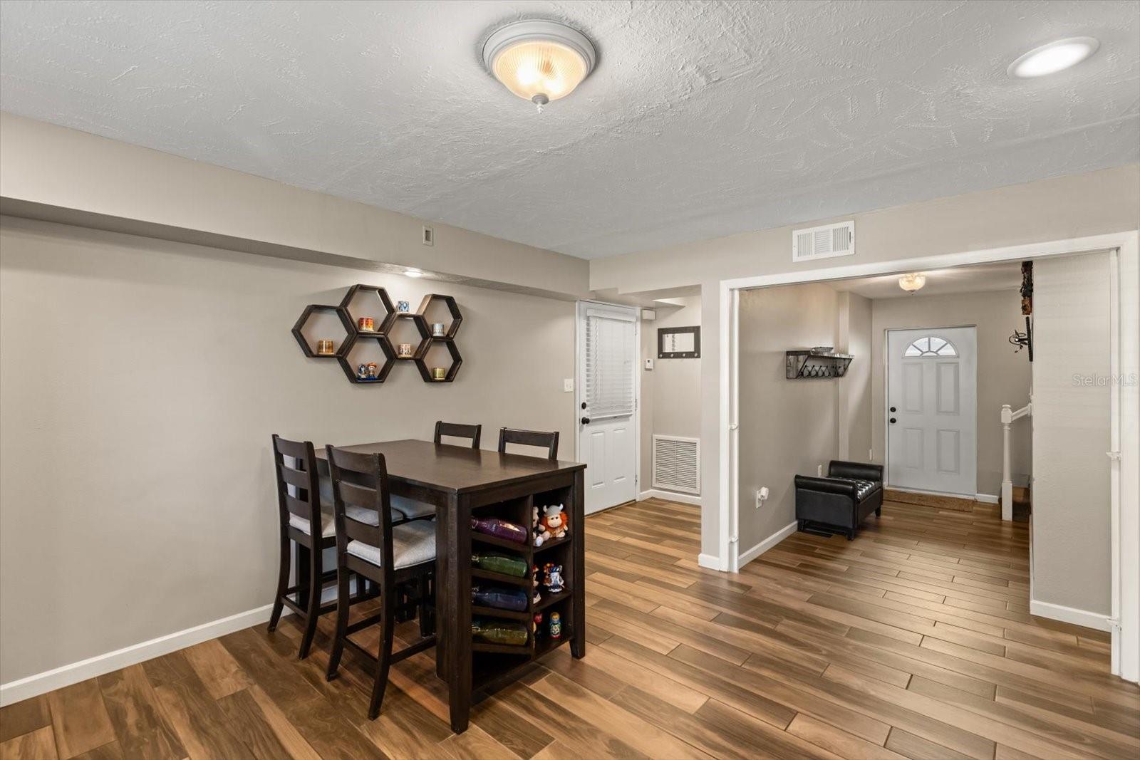2 W STEELE ST, ORLANDO, FL, 32804