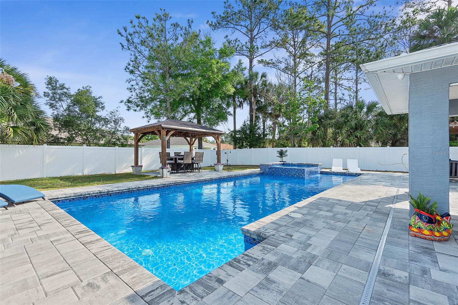 13 WHITE BIRCH LN, PALM COAST, FL, 32164
