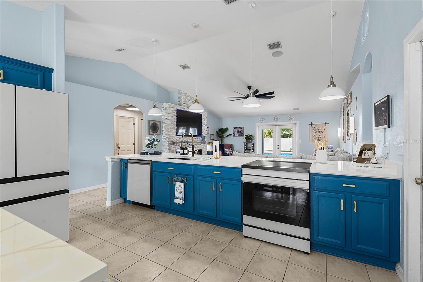 13 WHITE BIRCH LN, PALM COAST, FL, 32164