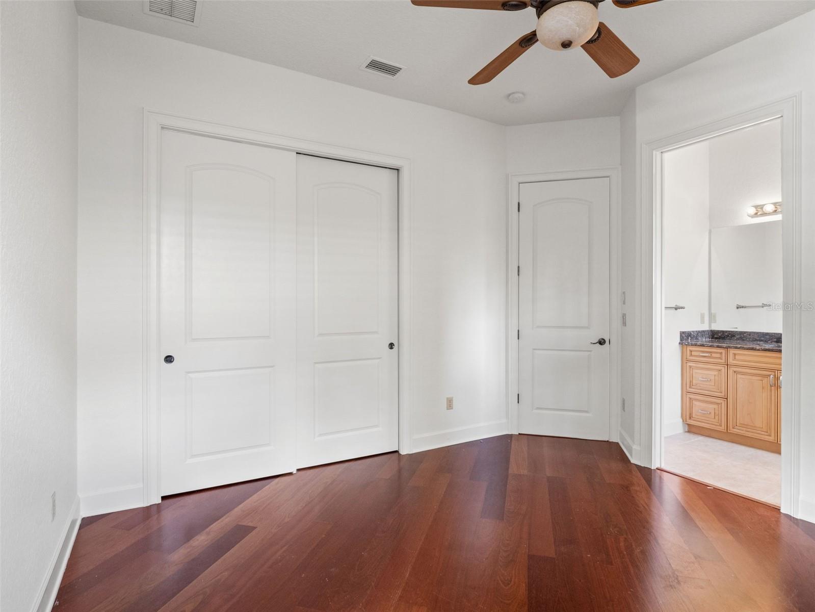 5236 SHORELINE CIR, SANFORD, FL, 32771