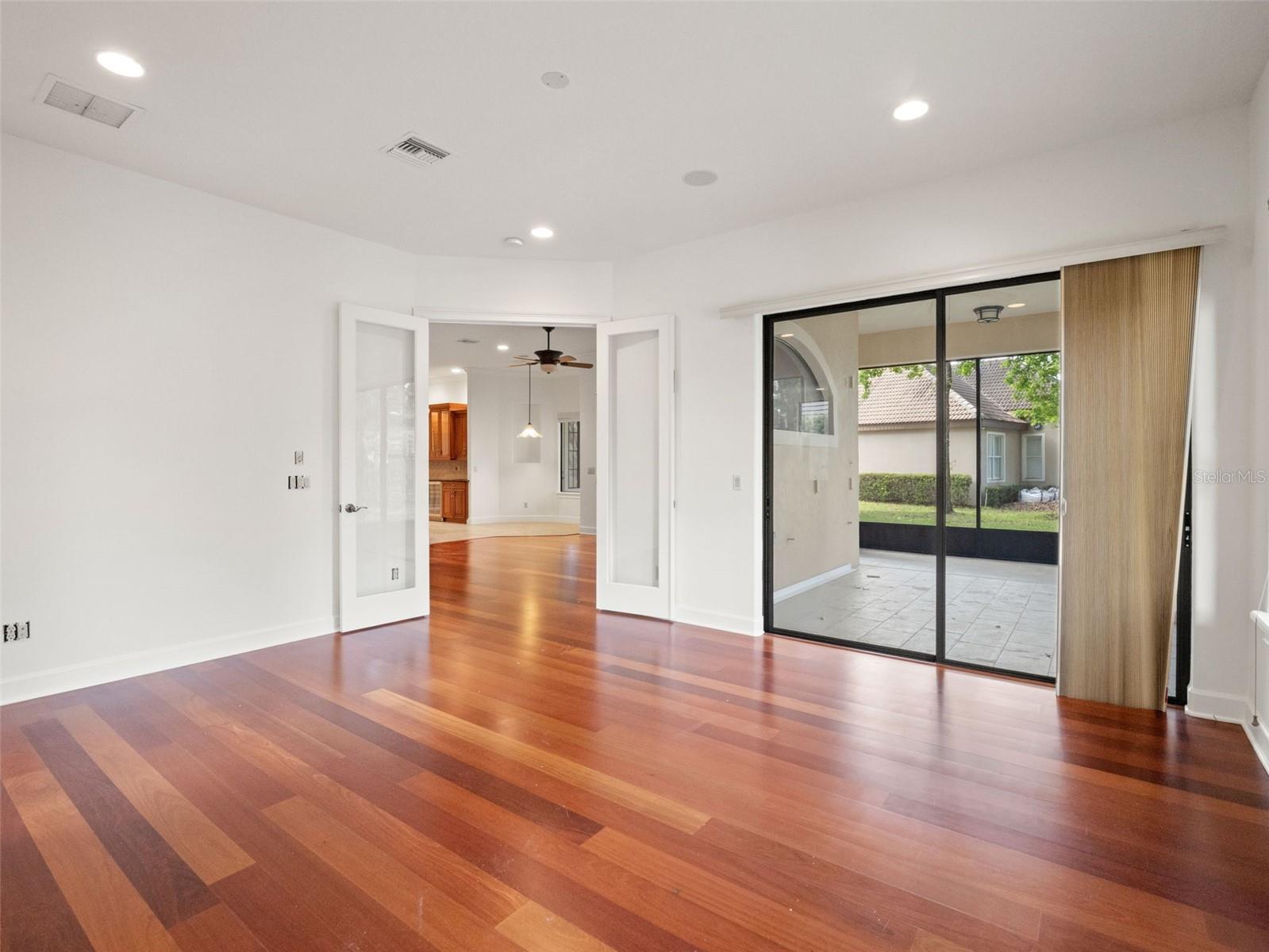 5236 SHORELINE CIR, SANFORD, FL, 32771