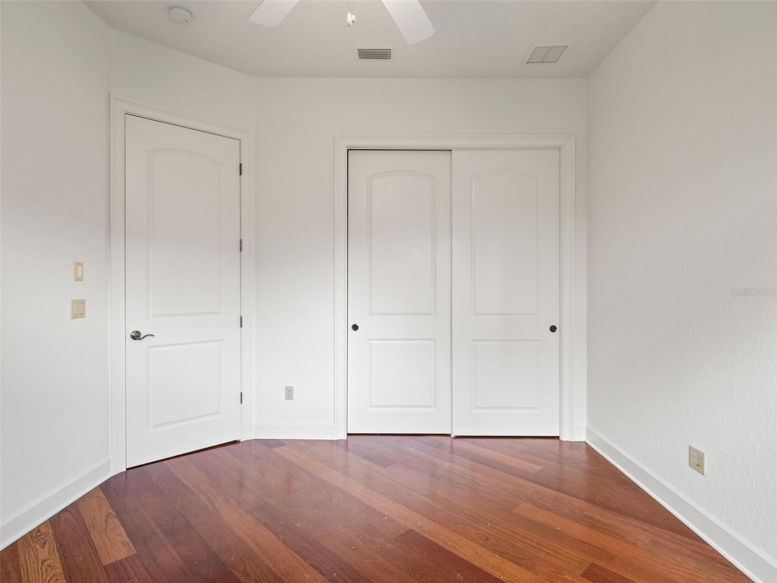 5236 SHORELINE CIR, SANFORD, FL, 32771