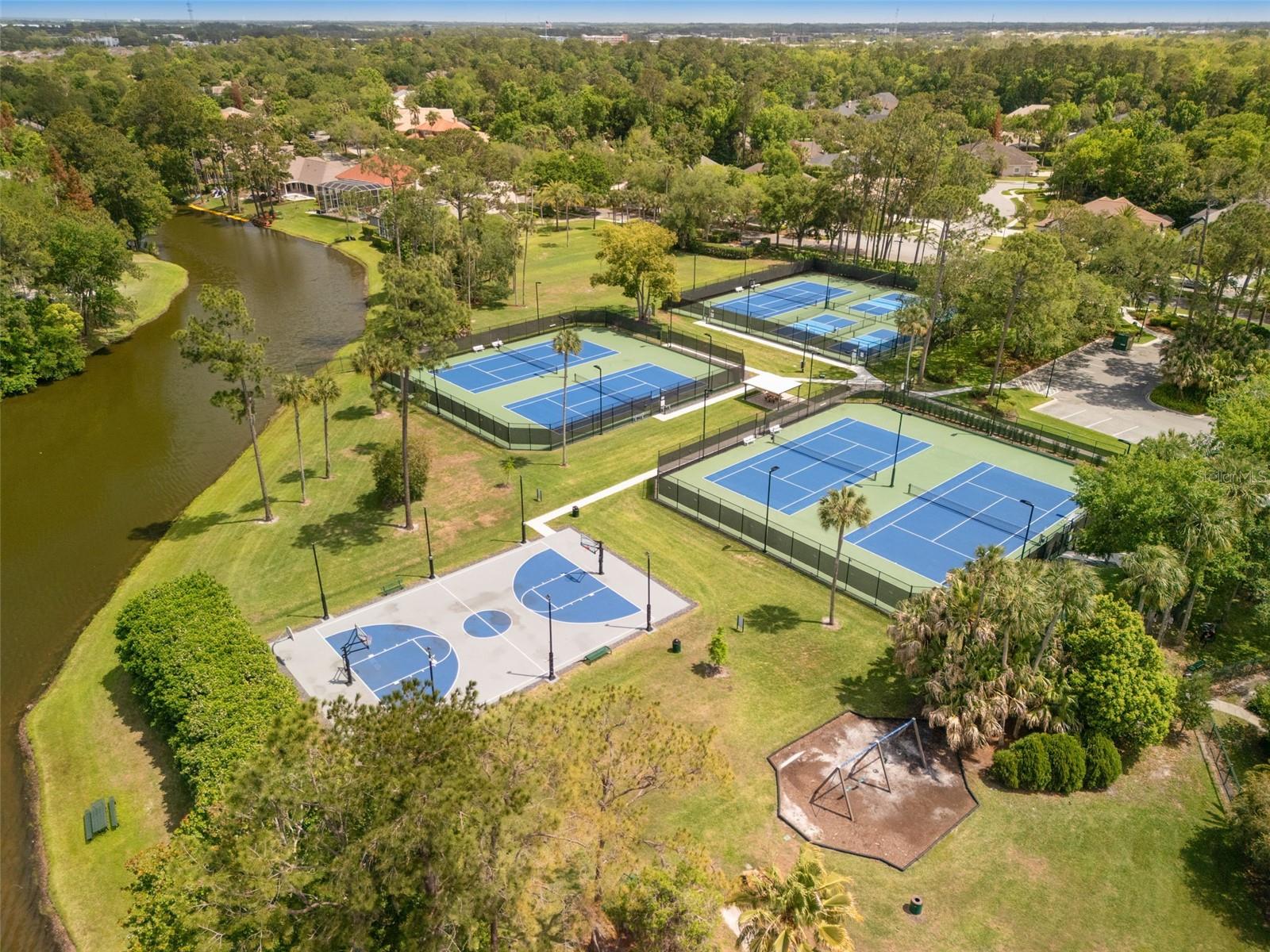 5236 SHORELINE CIR, SANFORD, FL, 32771