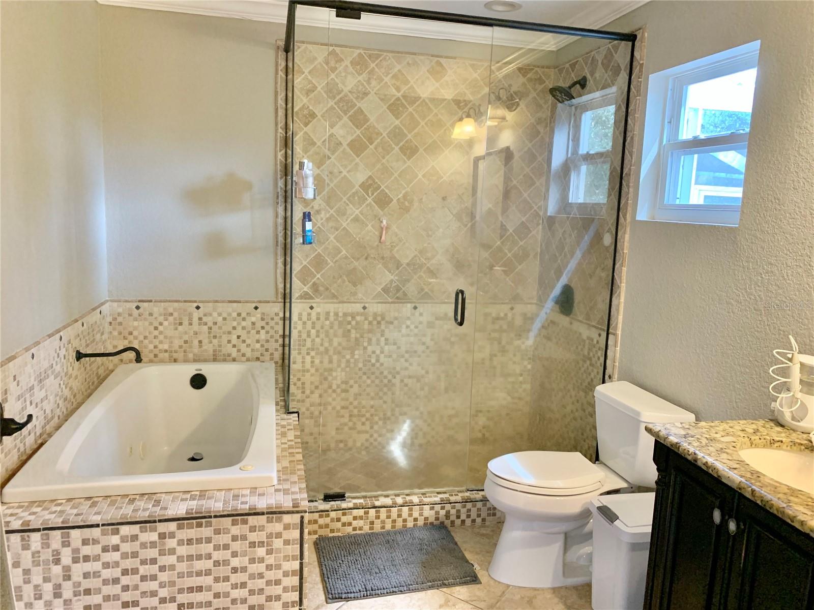 2219 NW 17TH AVE, GAINESVILLE, FL, 32605
