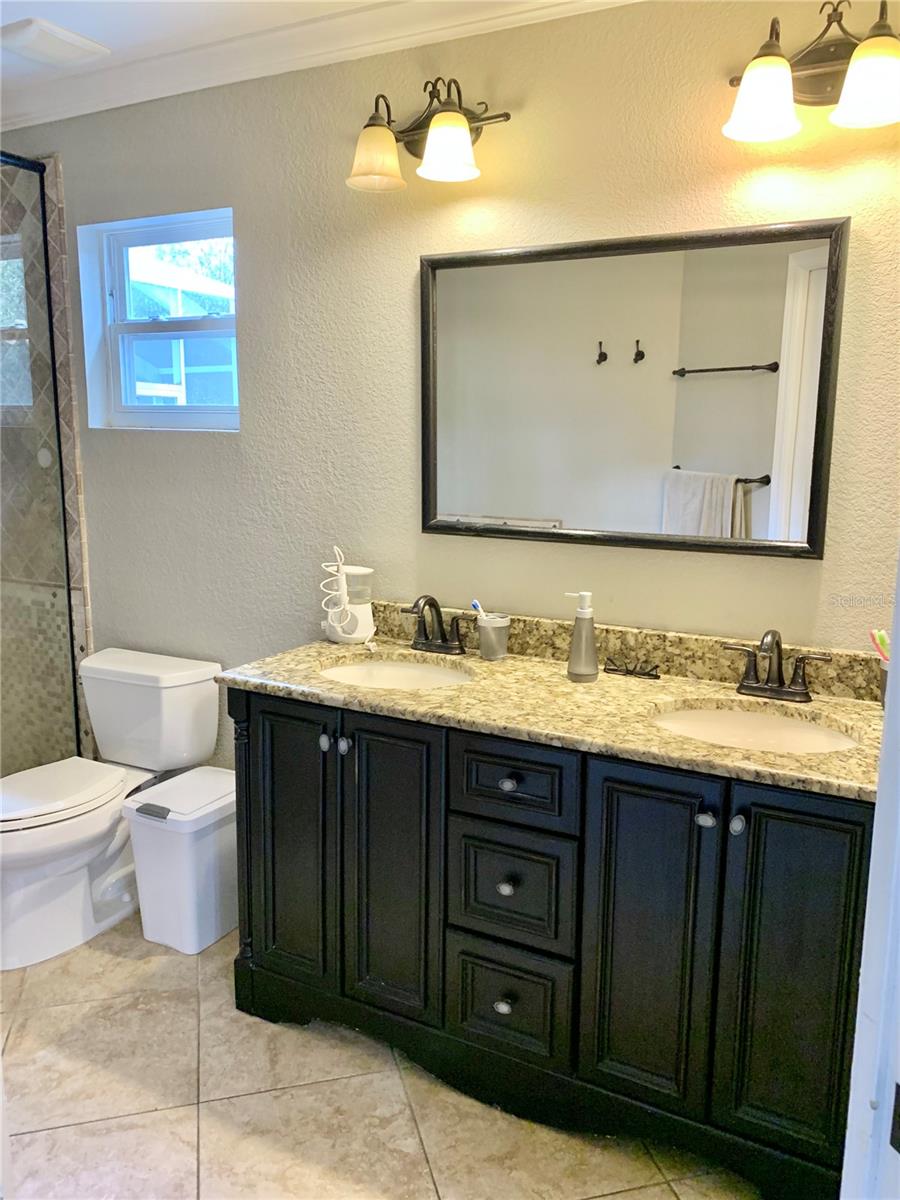 2219 NW 17TH AVE, GAINESVILLE, FL, 32605