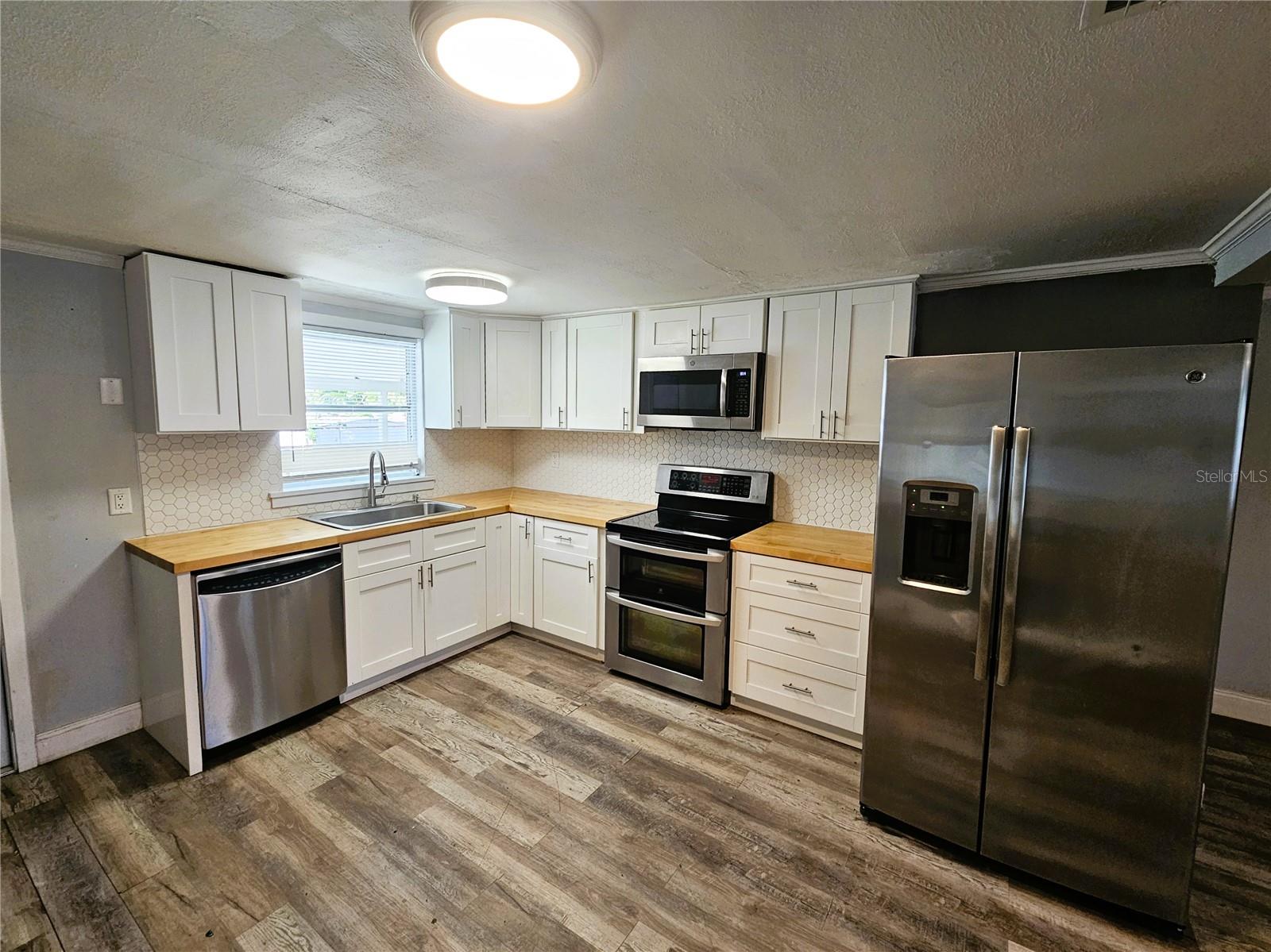501 25TH AVE W, BRADENTON, FL, 34205