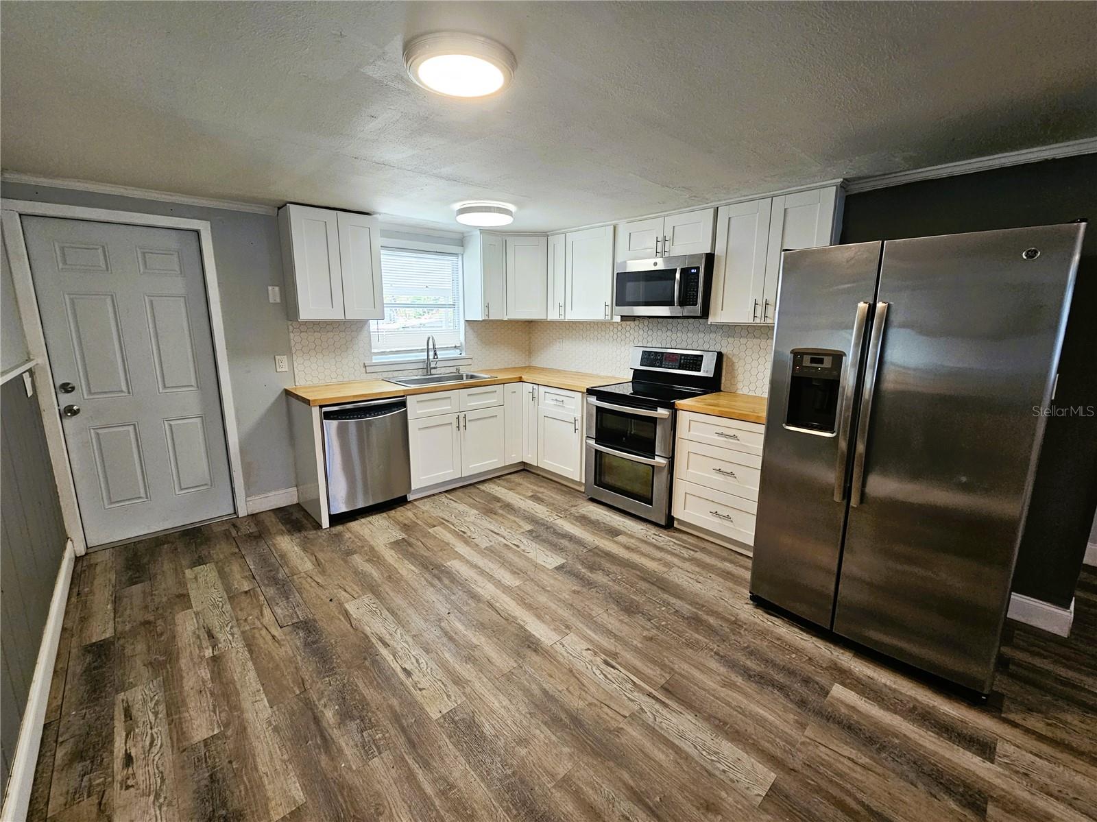 501 25TH AVE W, BRADENTON, FL, 34205
