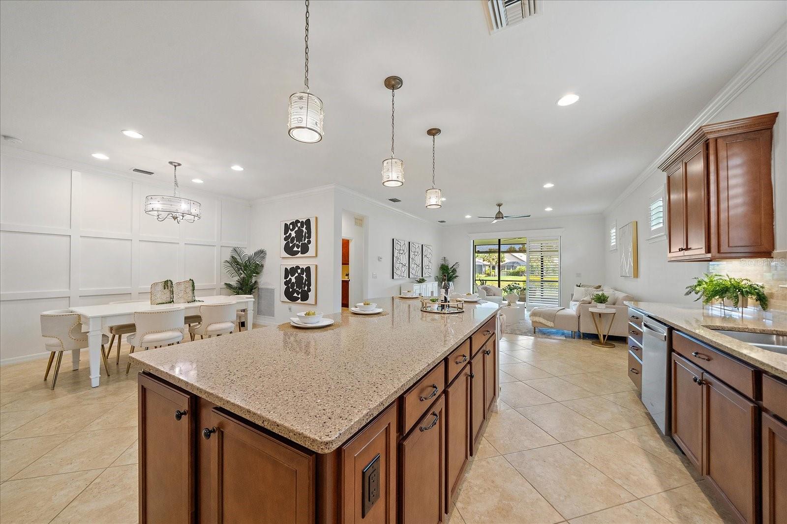 6713 CHESTER TRL, LAKEWOOD RANCH, FL, 34202