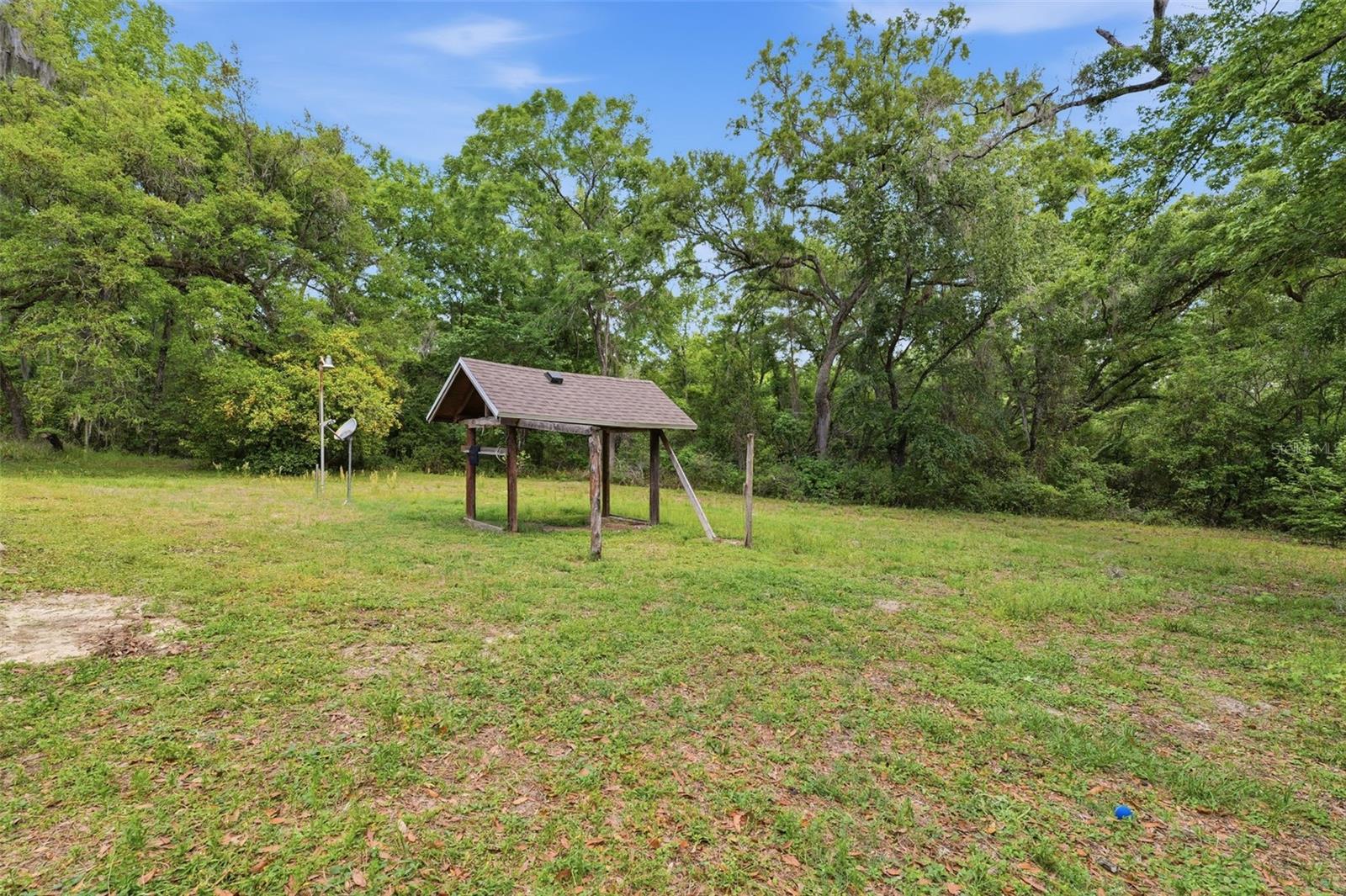 Rear Exterior Shelter