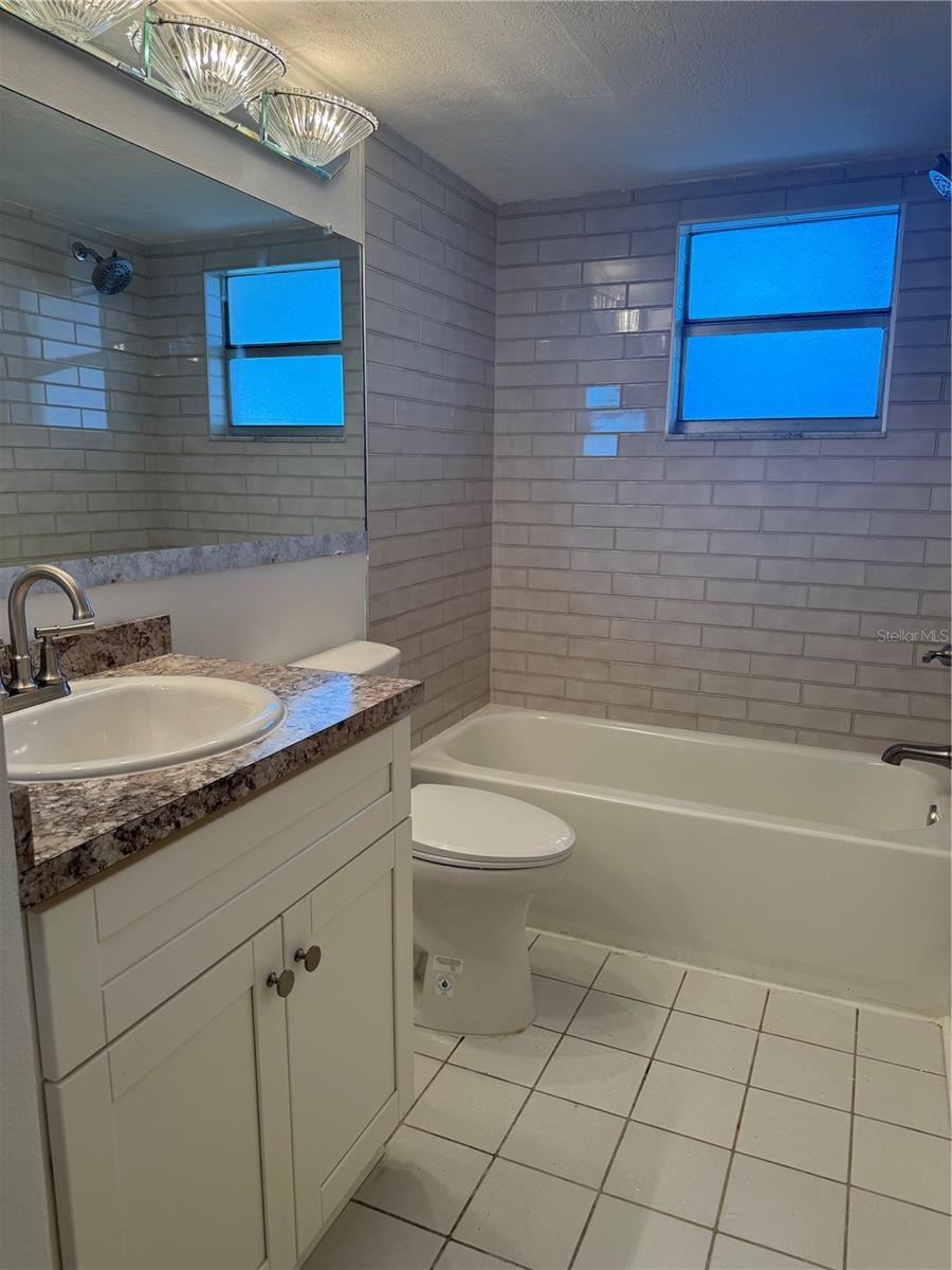 4956 HARBOR VILLA LN #102, NEW PORT RICHEY, FL, 34652