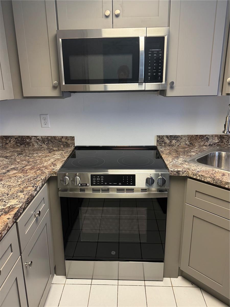 4956 HARBOR VILLA LN #102, NEW PORT RICHEY, FL, 34652