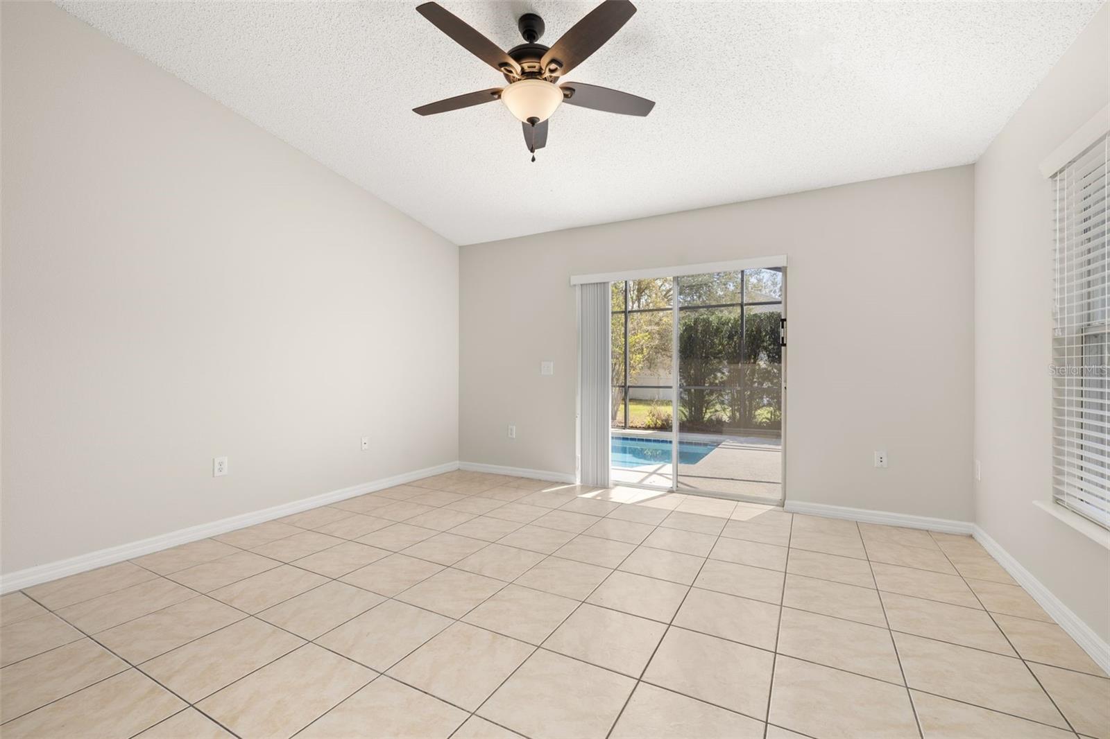 624 BLAKE AVE, DAVENPORT, FL, 33897