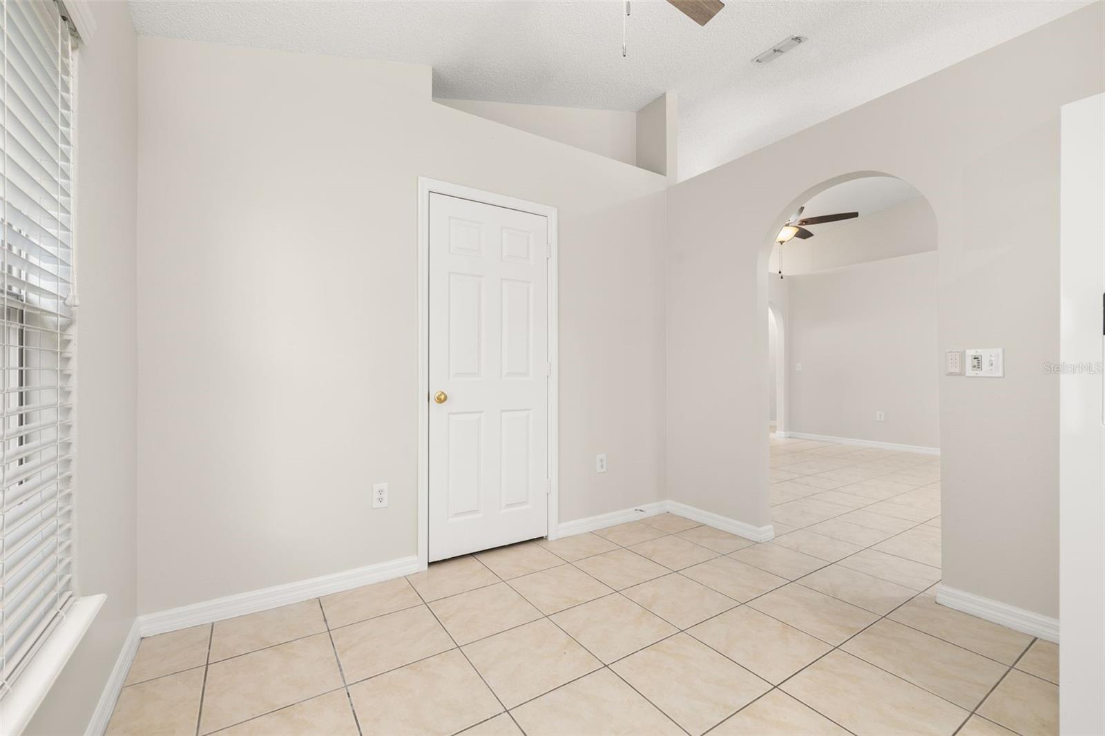 624 BLAKE AVE, DAVENPORT, FL, 33897