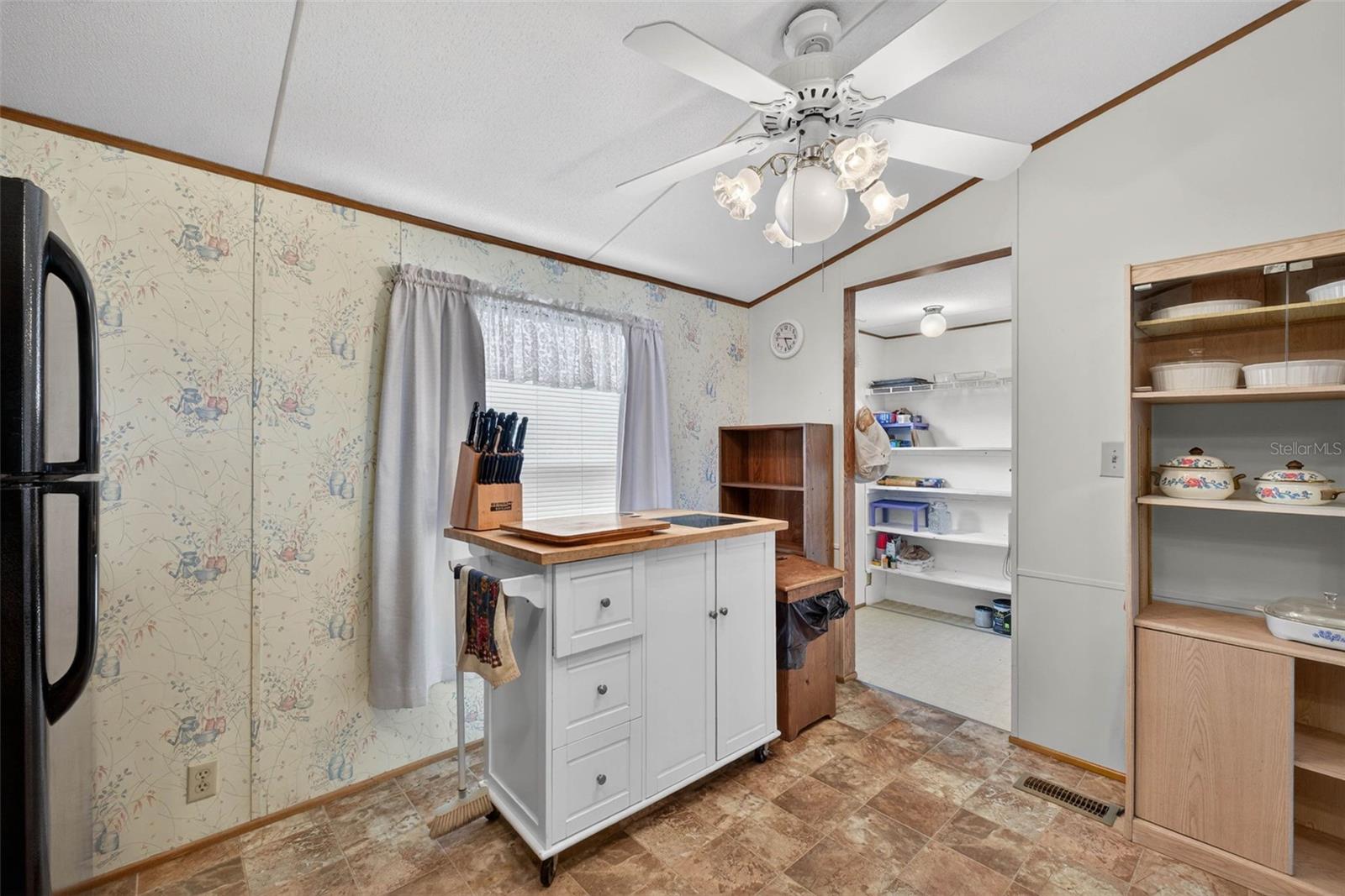 4100 CAREFREE WAY, ZEPHYRHILLS, FL, 33541