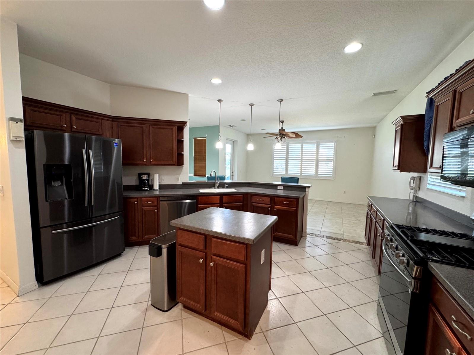 26712 AUGUSTA SPRINGS CIR, LEESBURG, FL, 34748