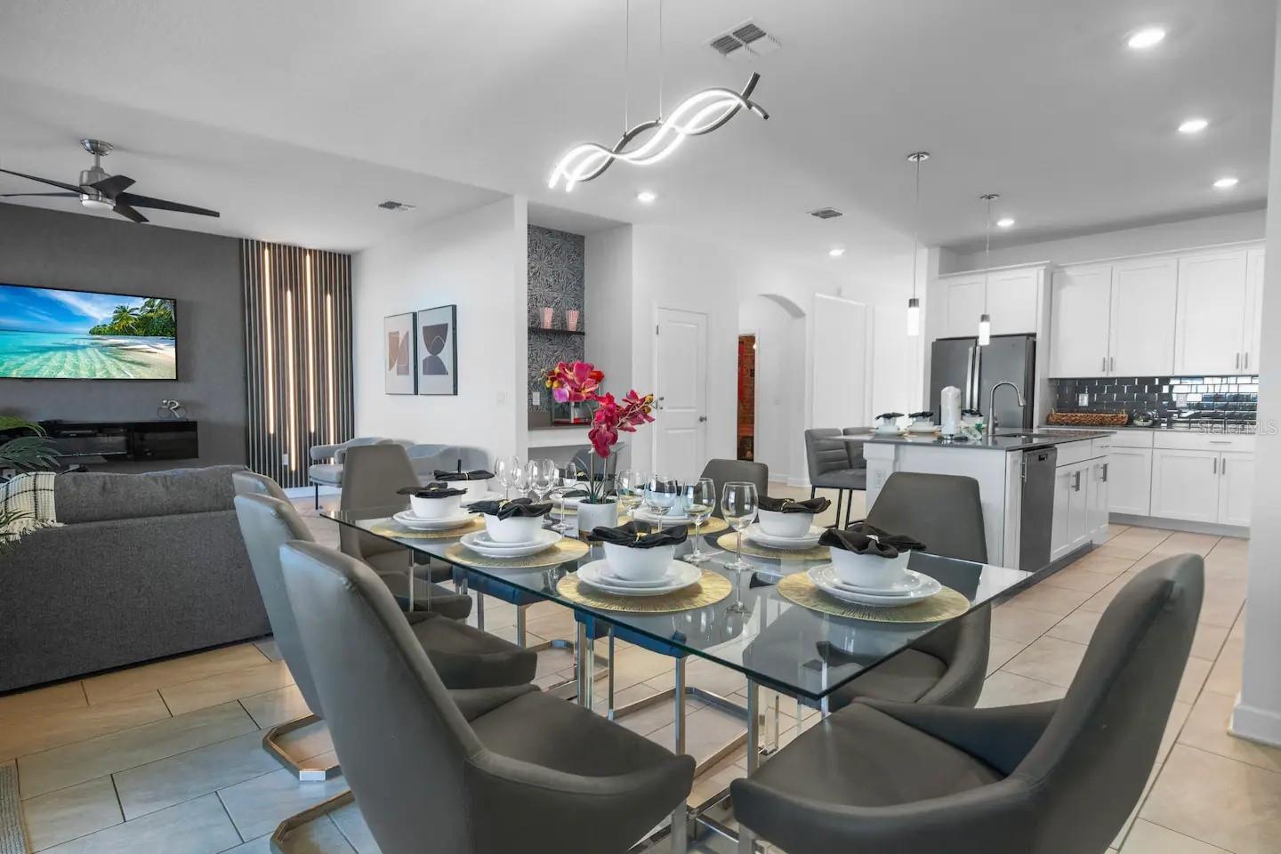 1069 LEADER ST, DAVENPORT, FL, 33896